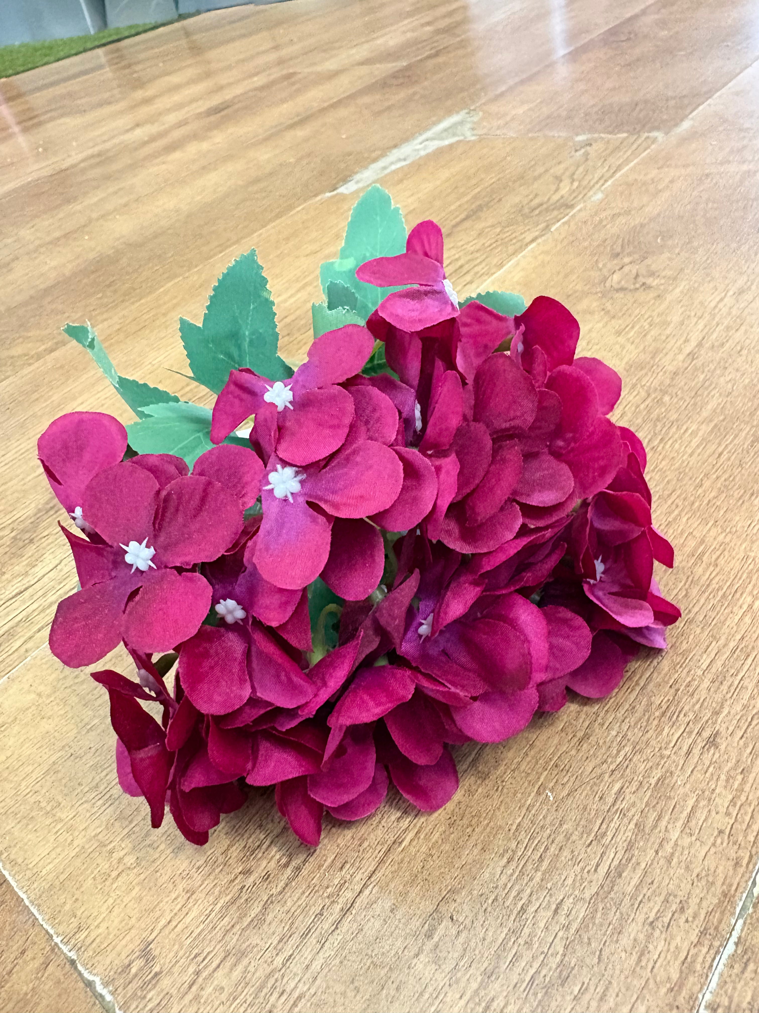 Small magenta hydrangea bunch