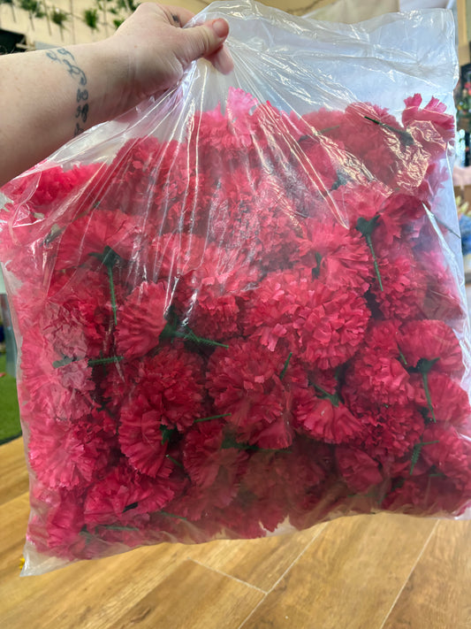 Bag of 144 hot pink carnation picks