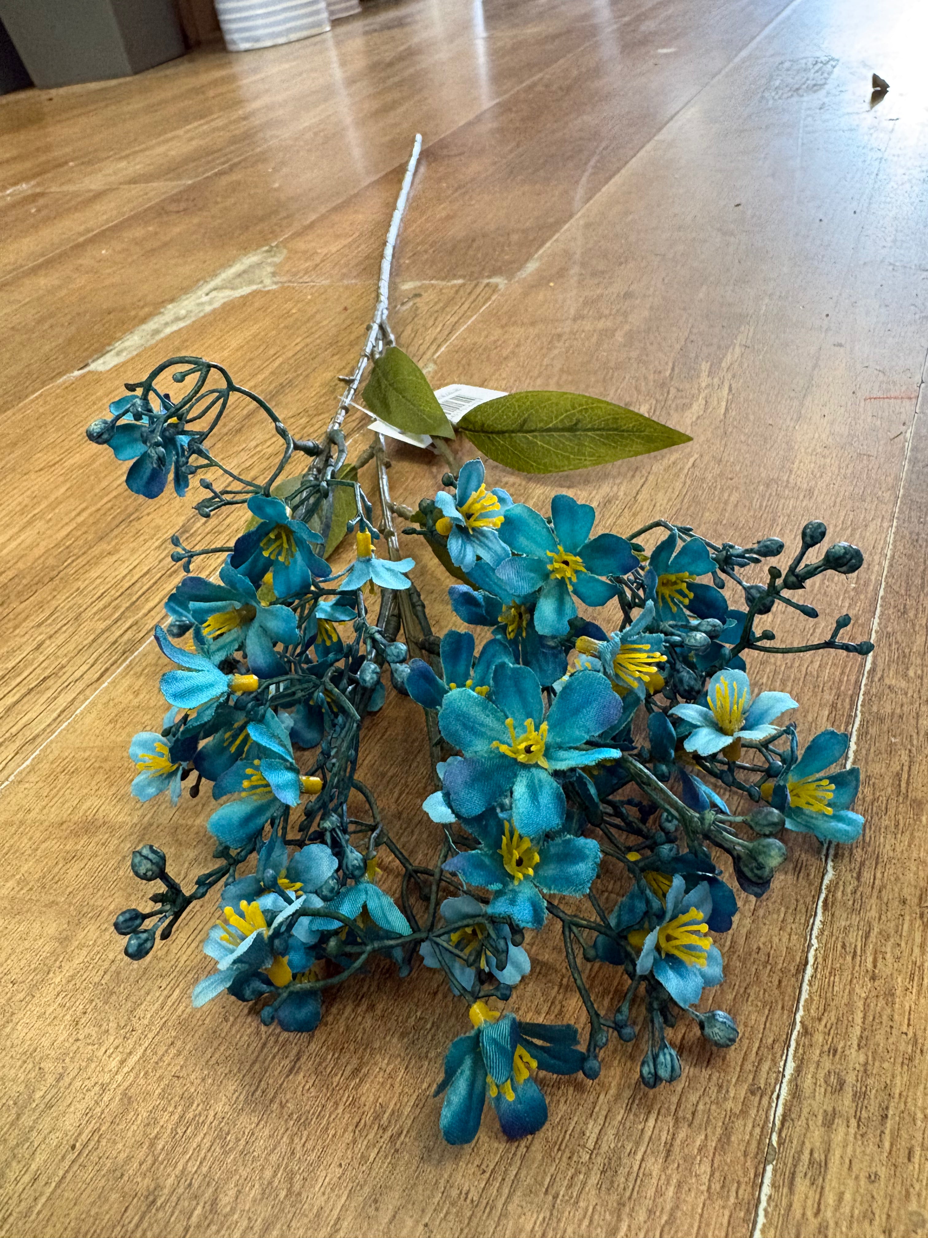 Long stem teal babies breath spray