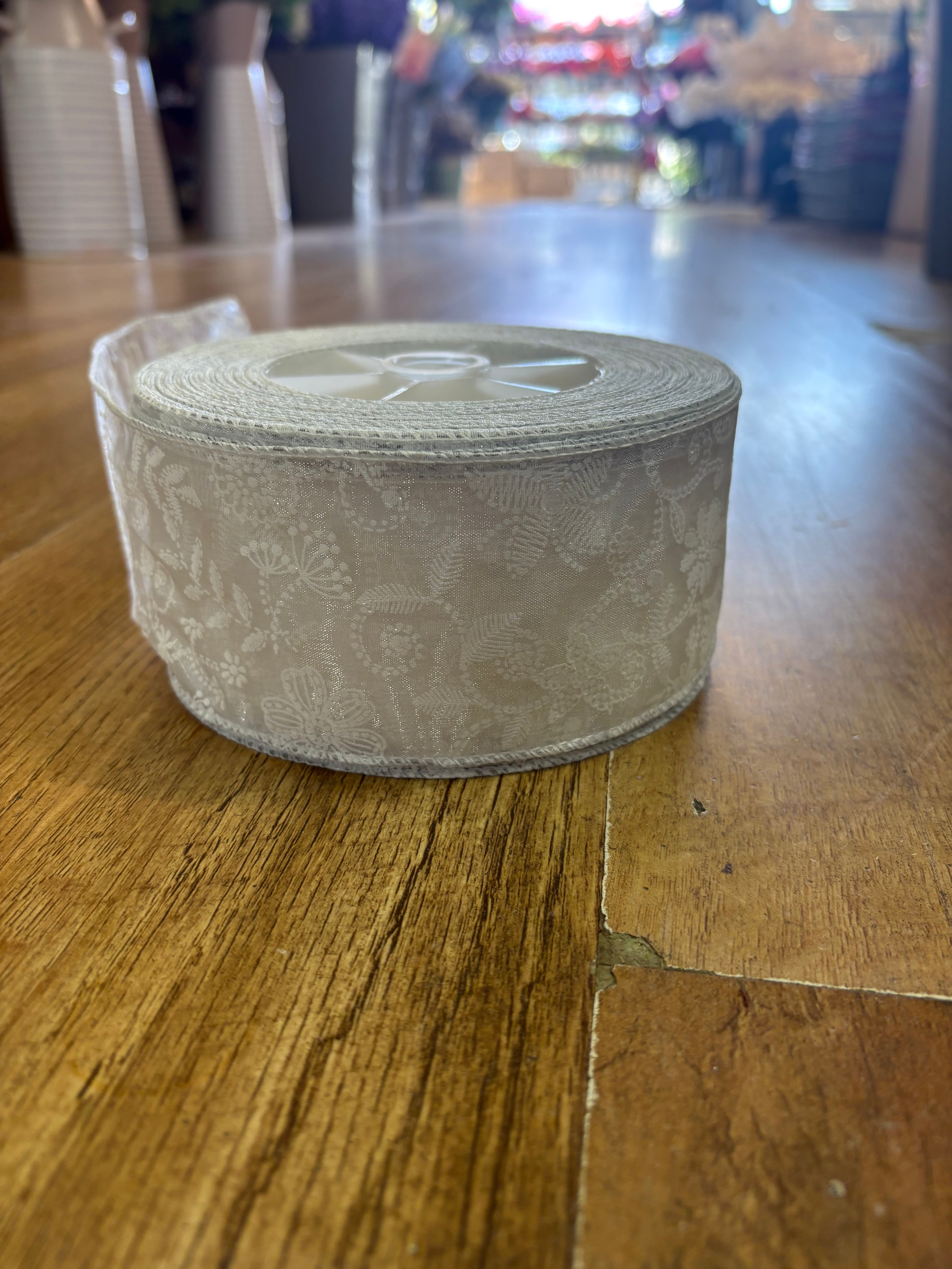2.5inch white floral lace wired ribbon - 1 metre