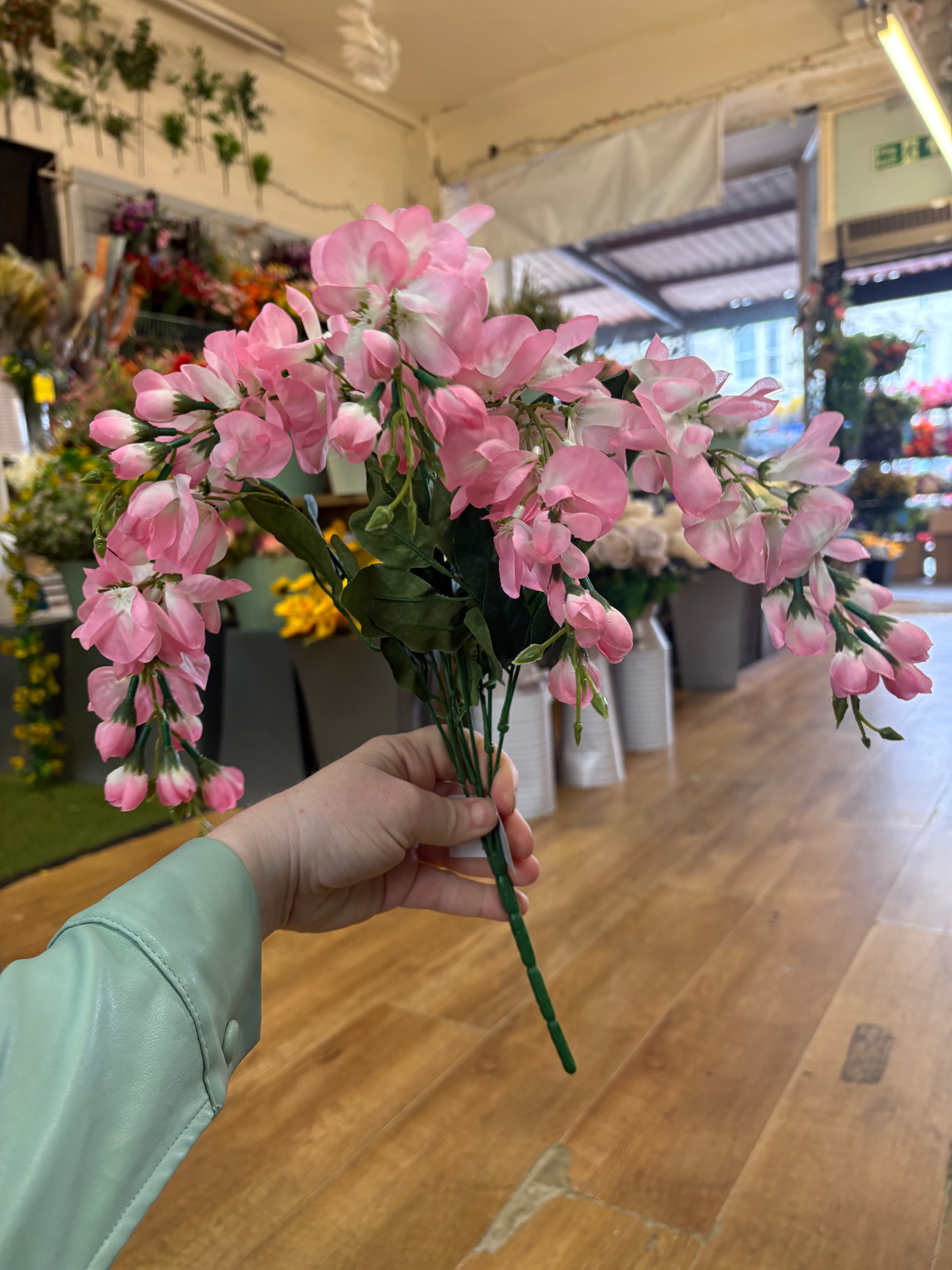 Short pink wisteria bunch