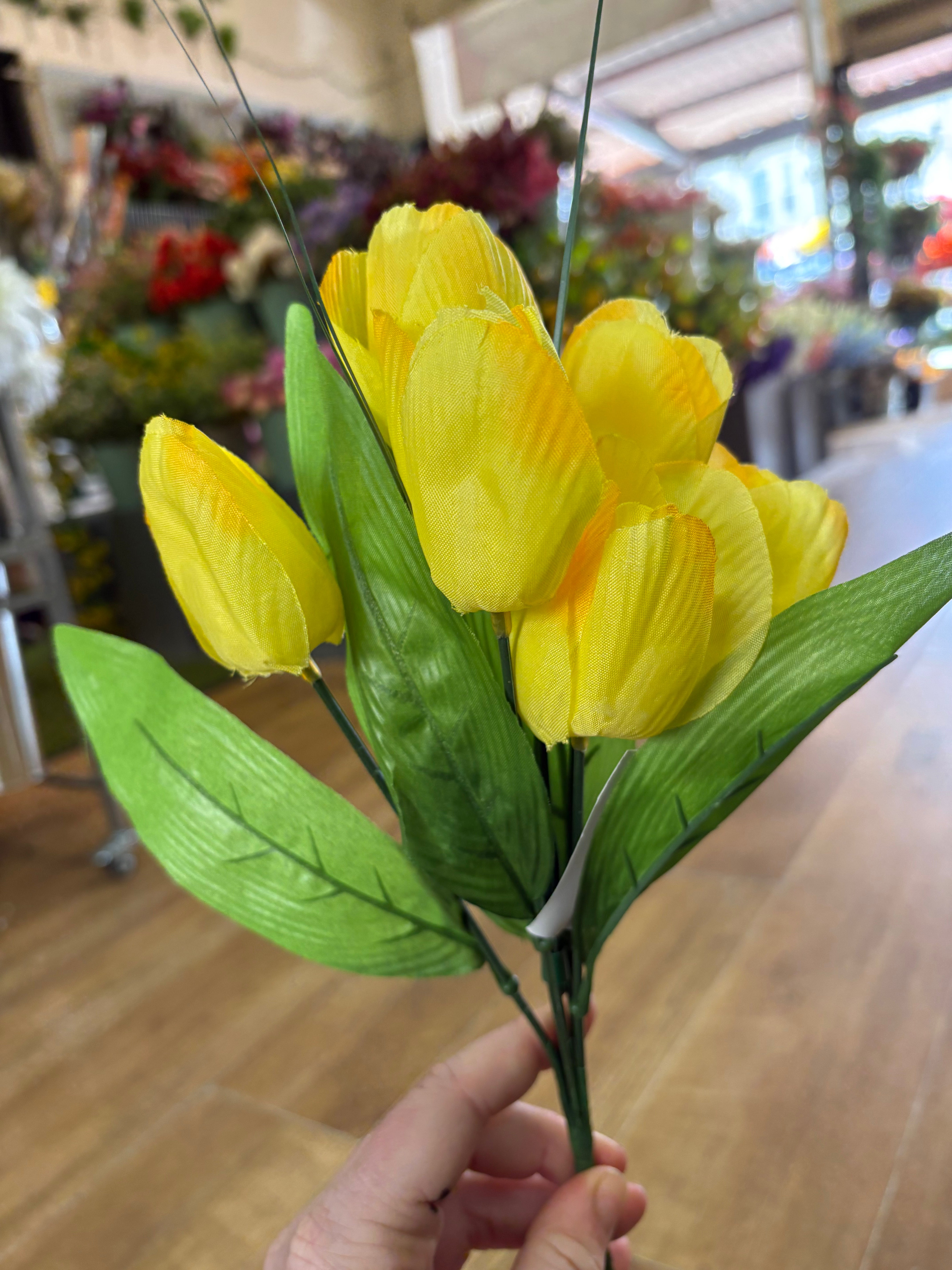 Spring tulip bunch - 4 colours available