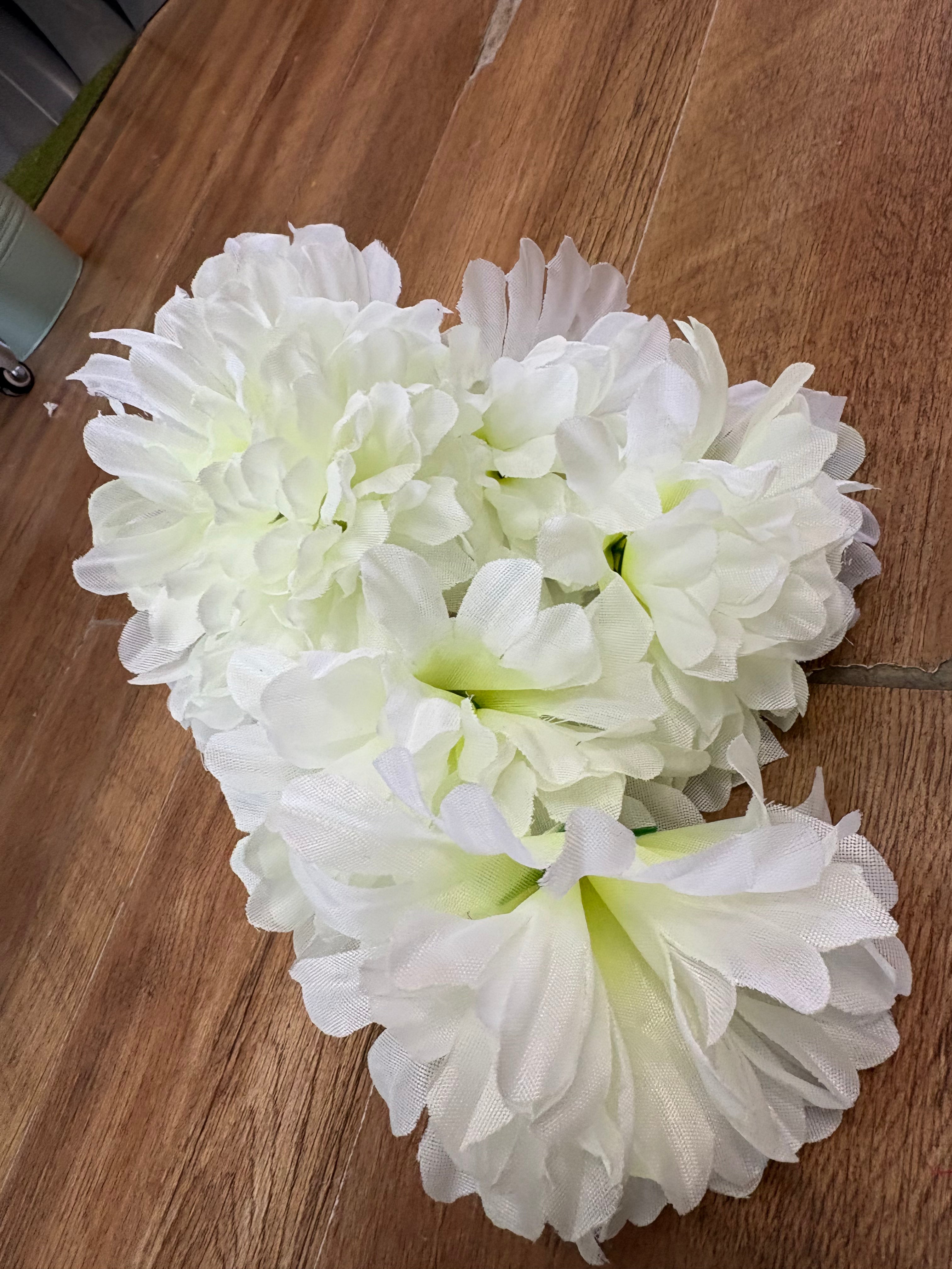 Tall bunch of large mum bush - 4 colours available