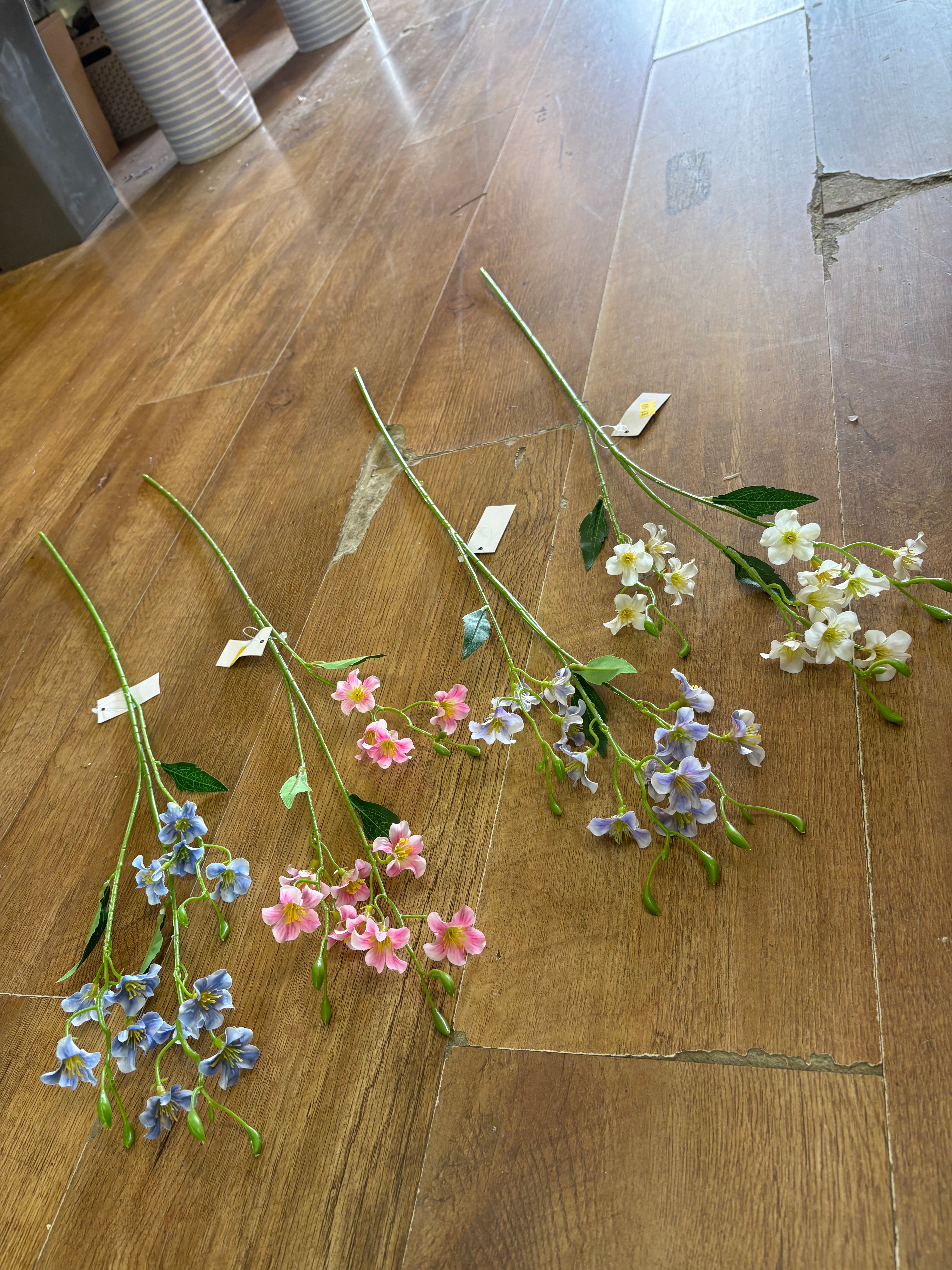 Long stem dainty floral filler - 4 colours available
