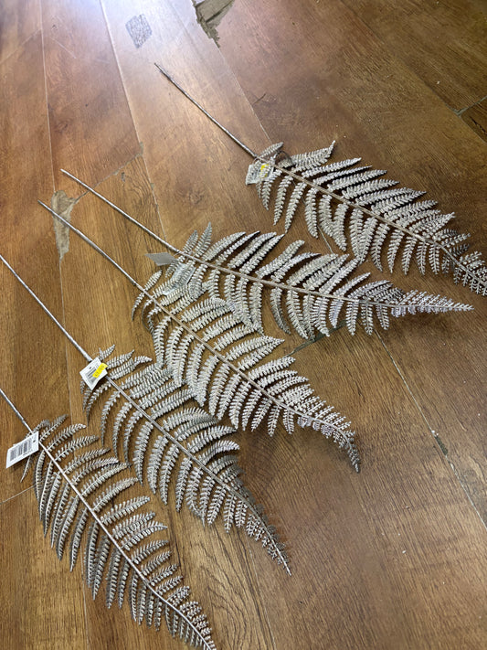5 long stem champagne tinted metallic fern