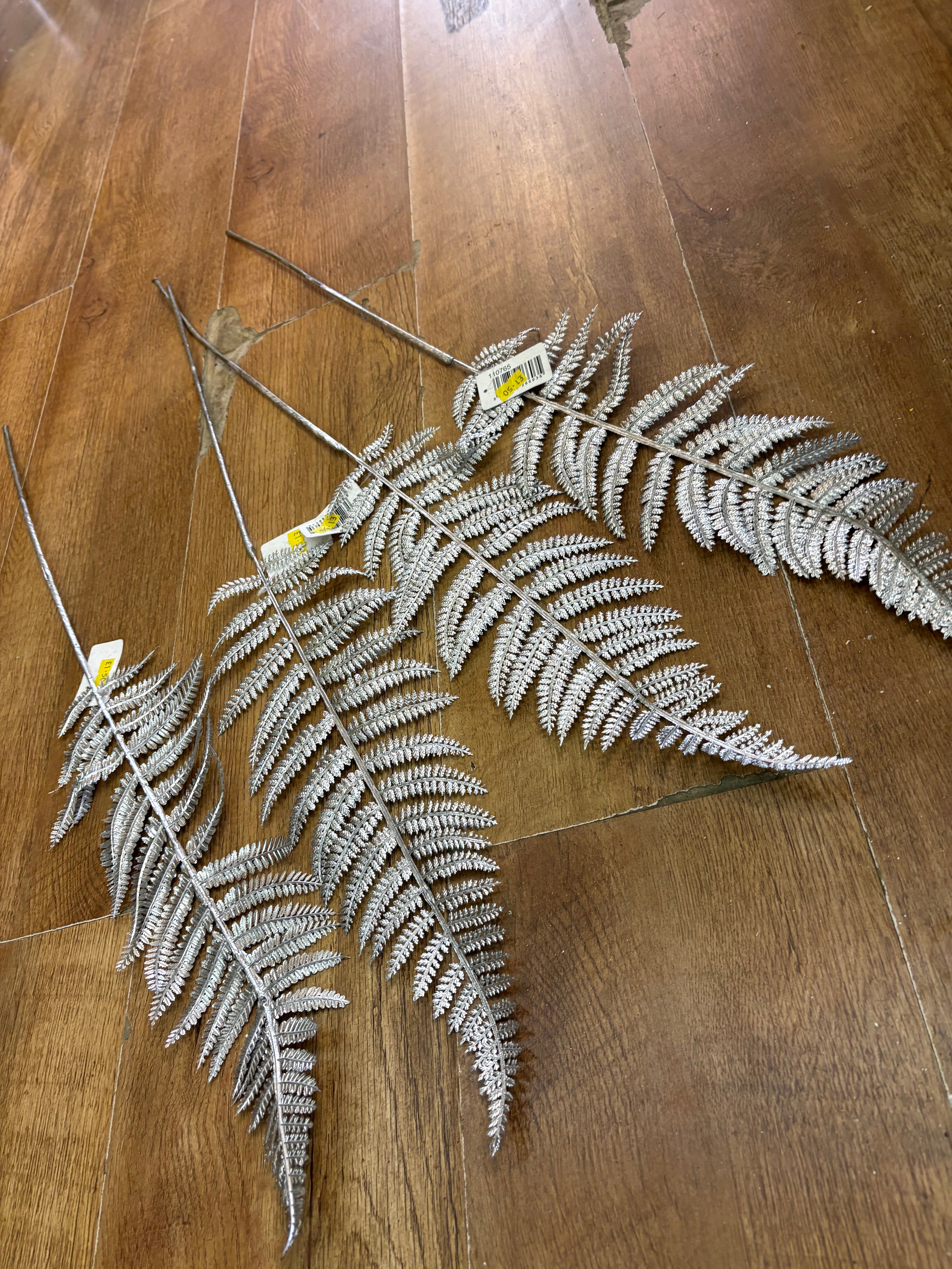 4 long stem silver metallic fern