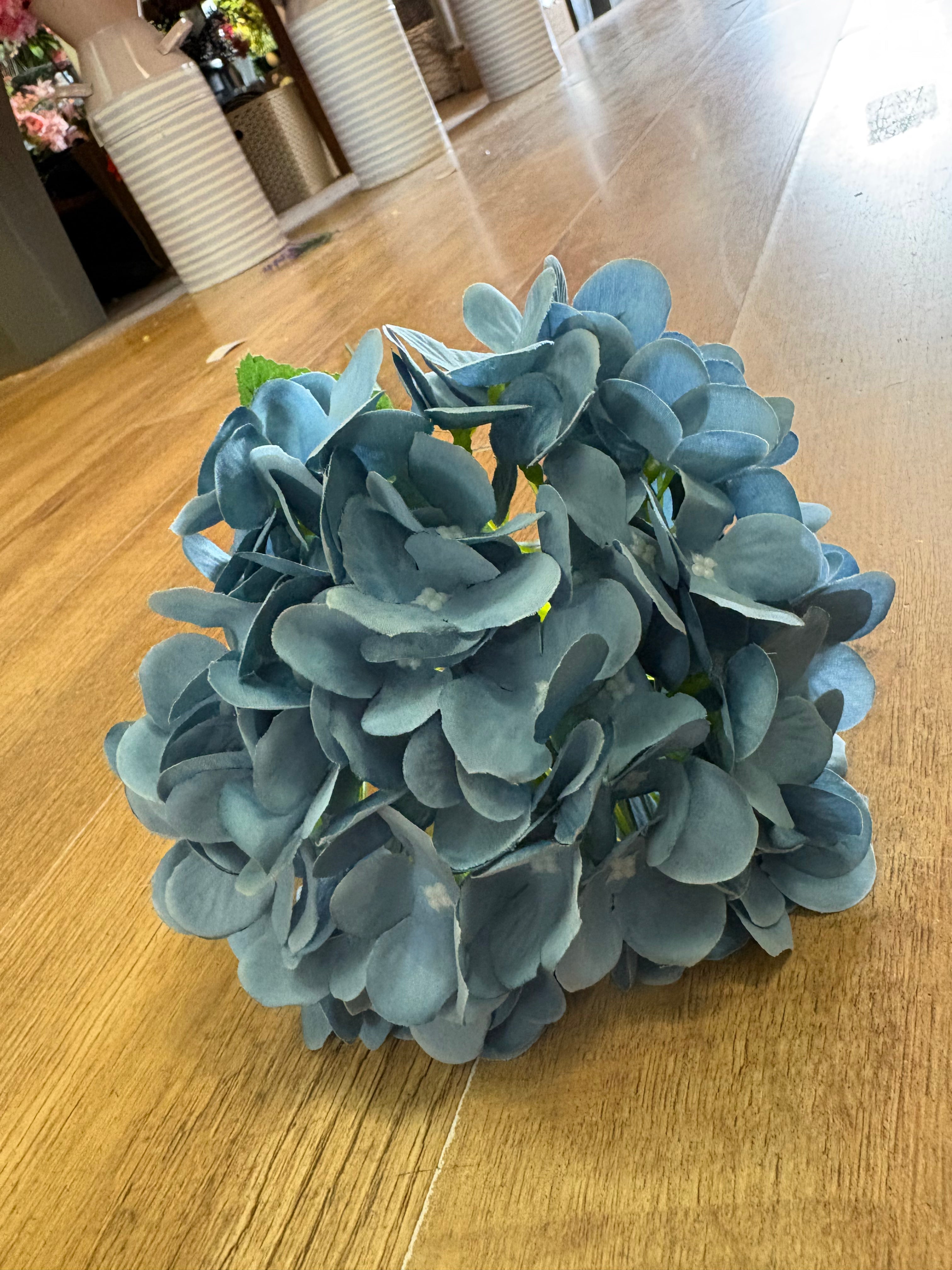 Long stem blue hydrangea