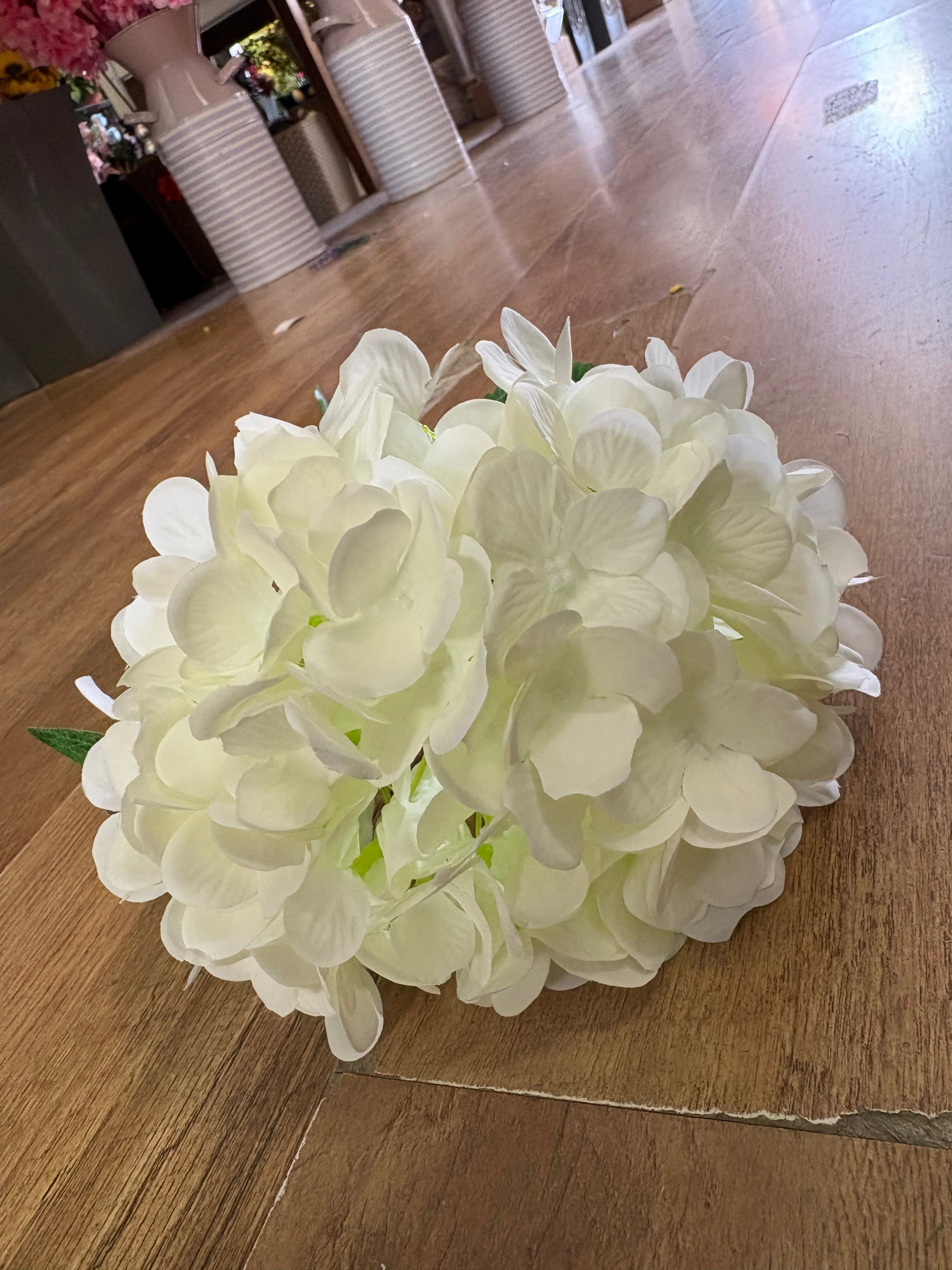 Long stem white hydrangea