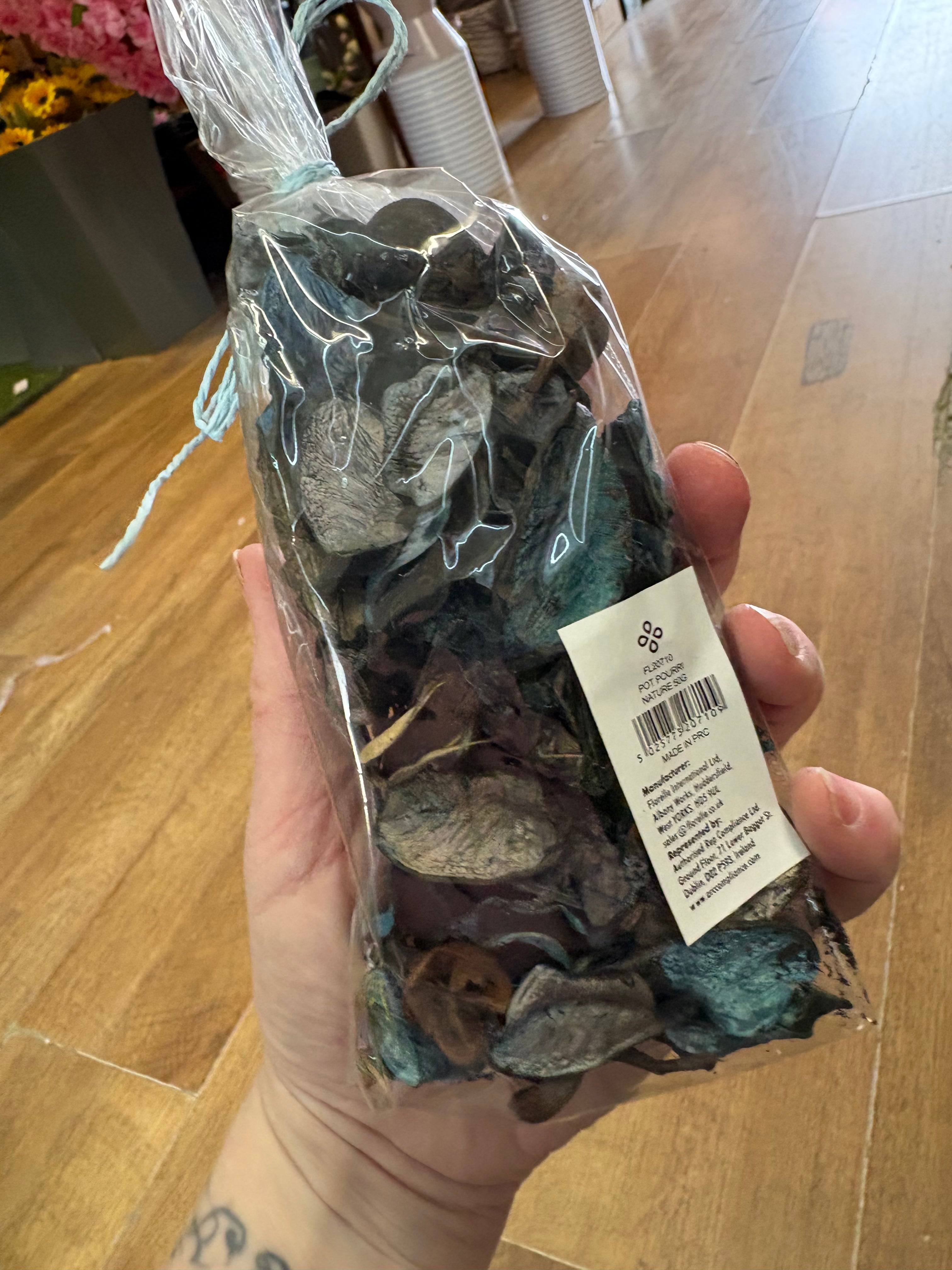 50g bag of pot pourri - 4 scents available