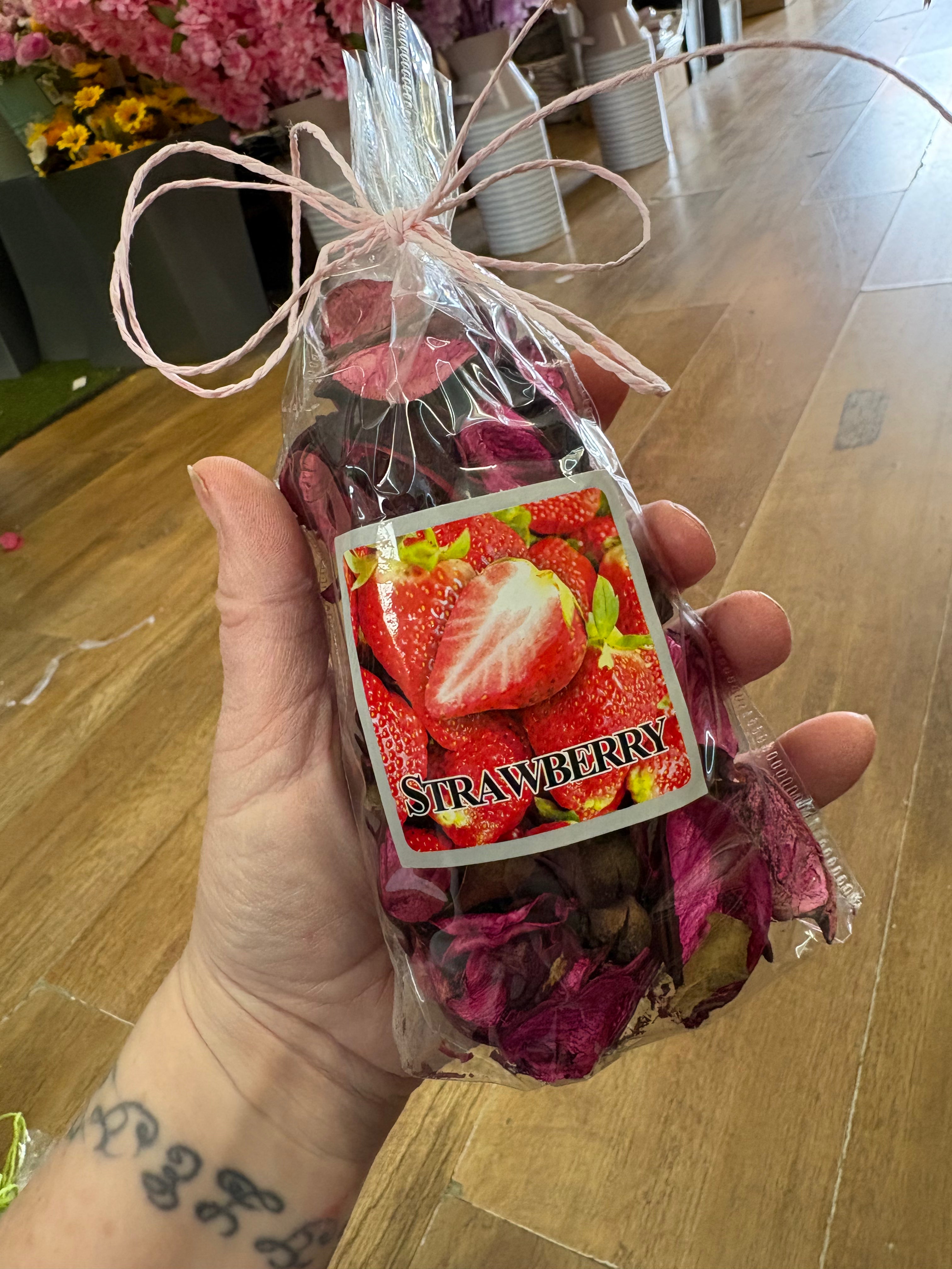 50g bag of pot pourri - 4 scents available