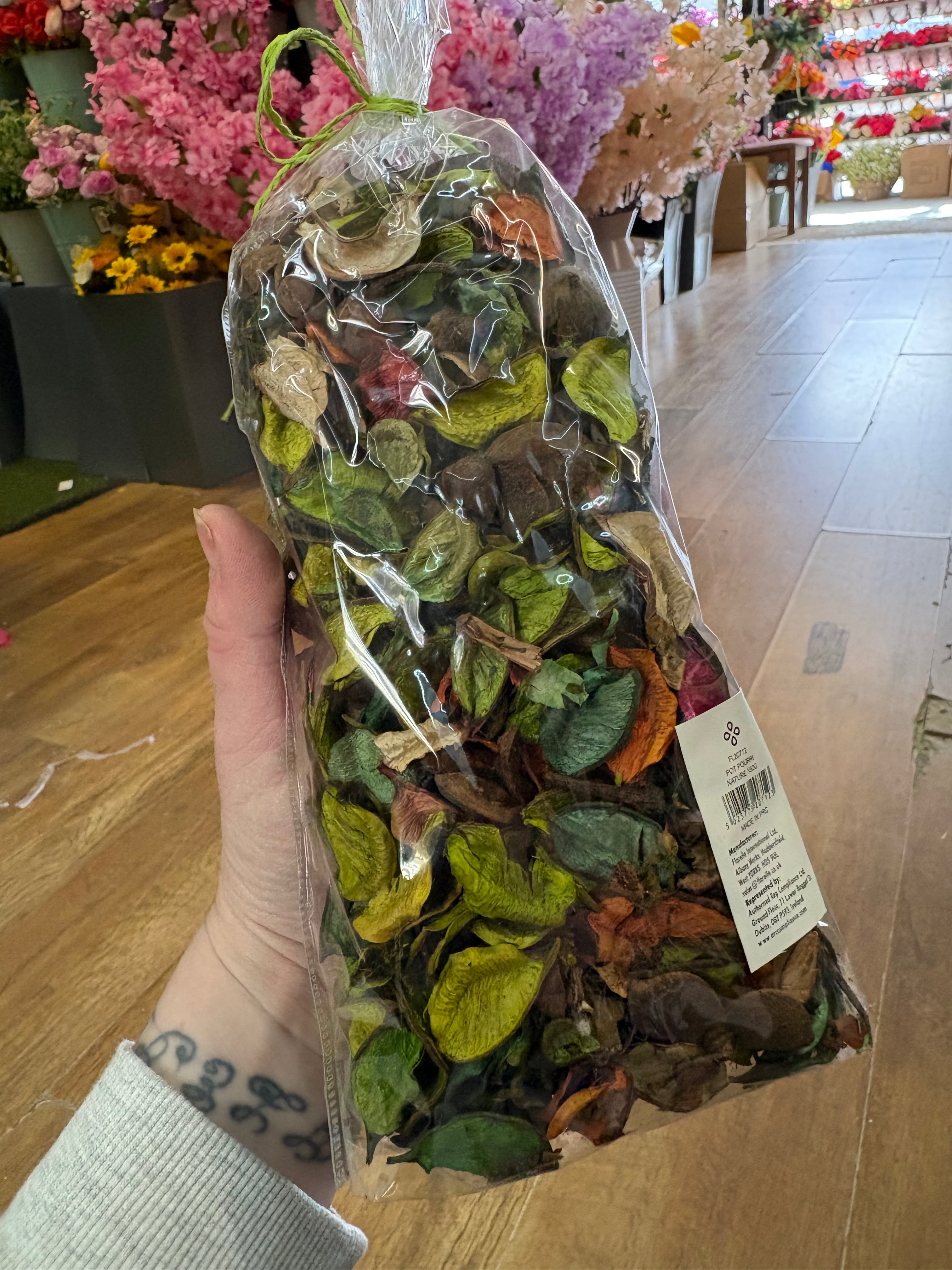 150g bag of pot pourri - 4 scents available