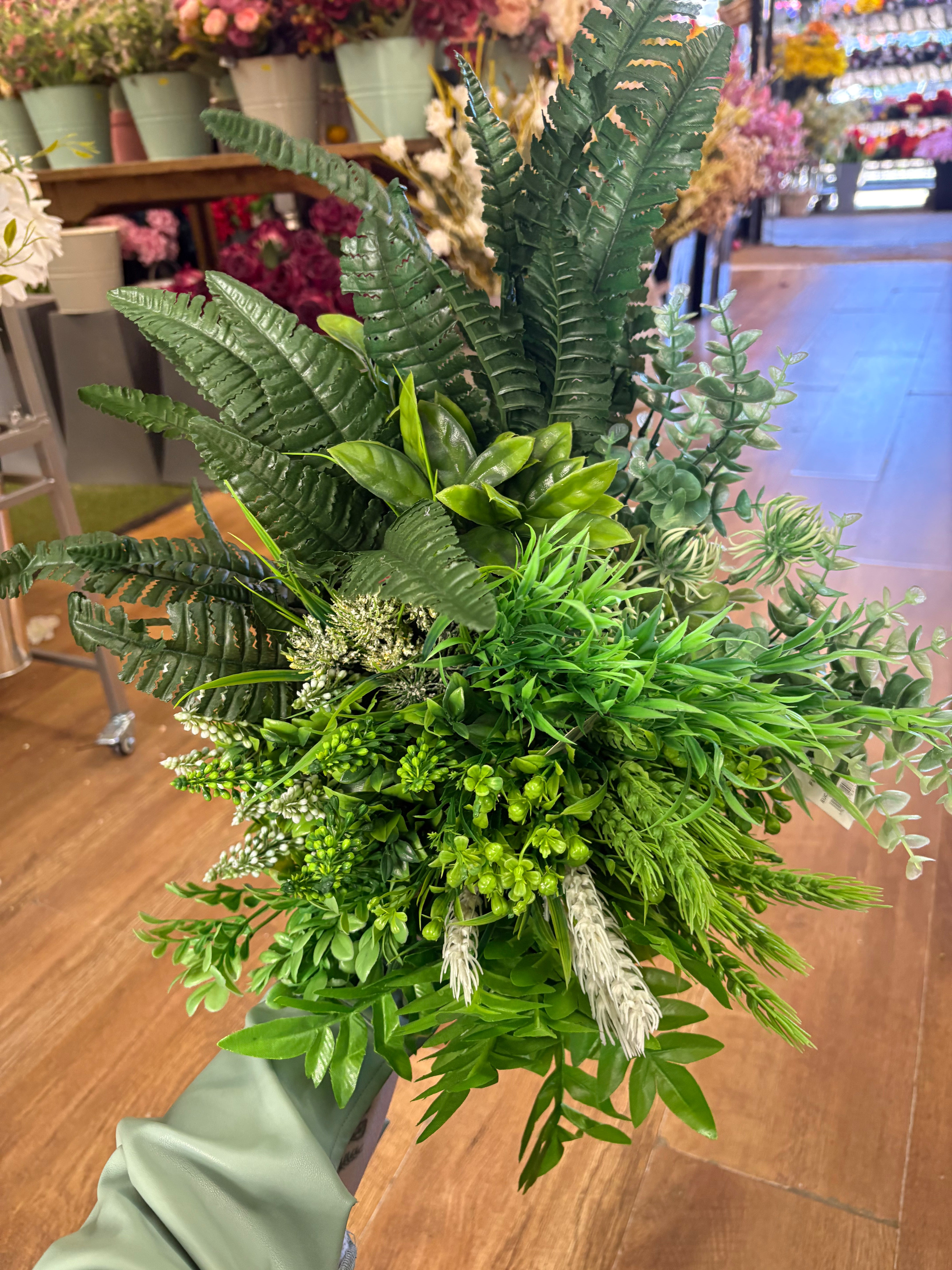 Greenery 8 - 20 mixed bunches