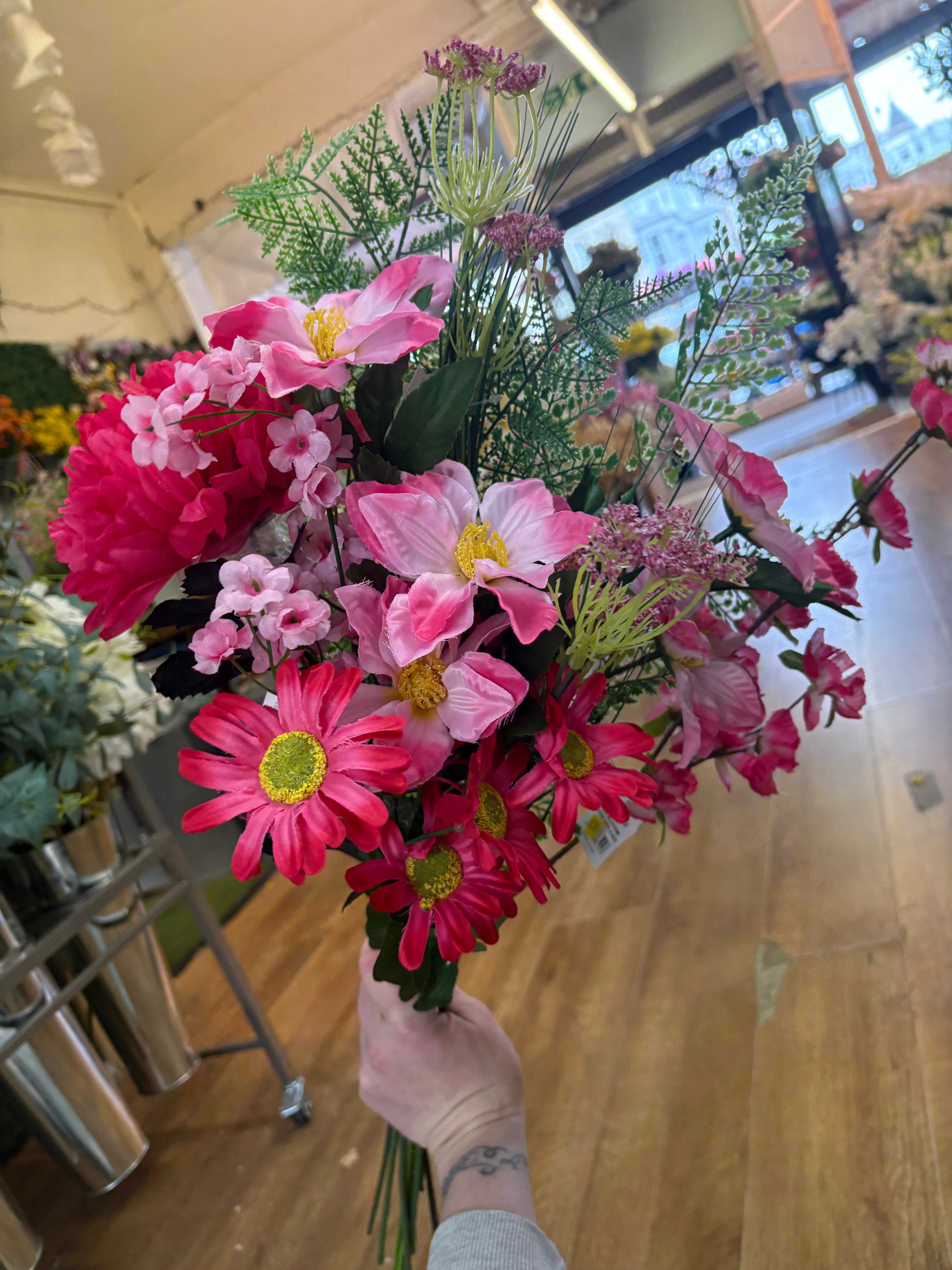 Clearance long stem 8 - 10 mixed stems
