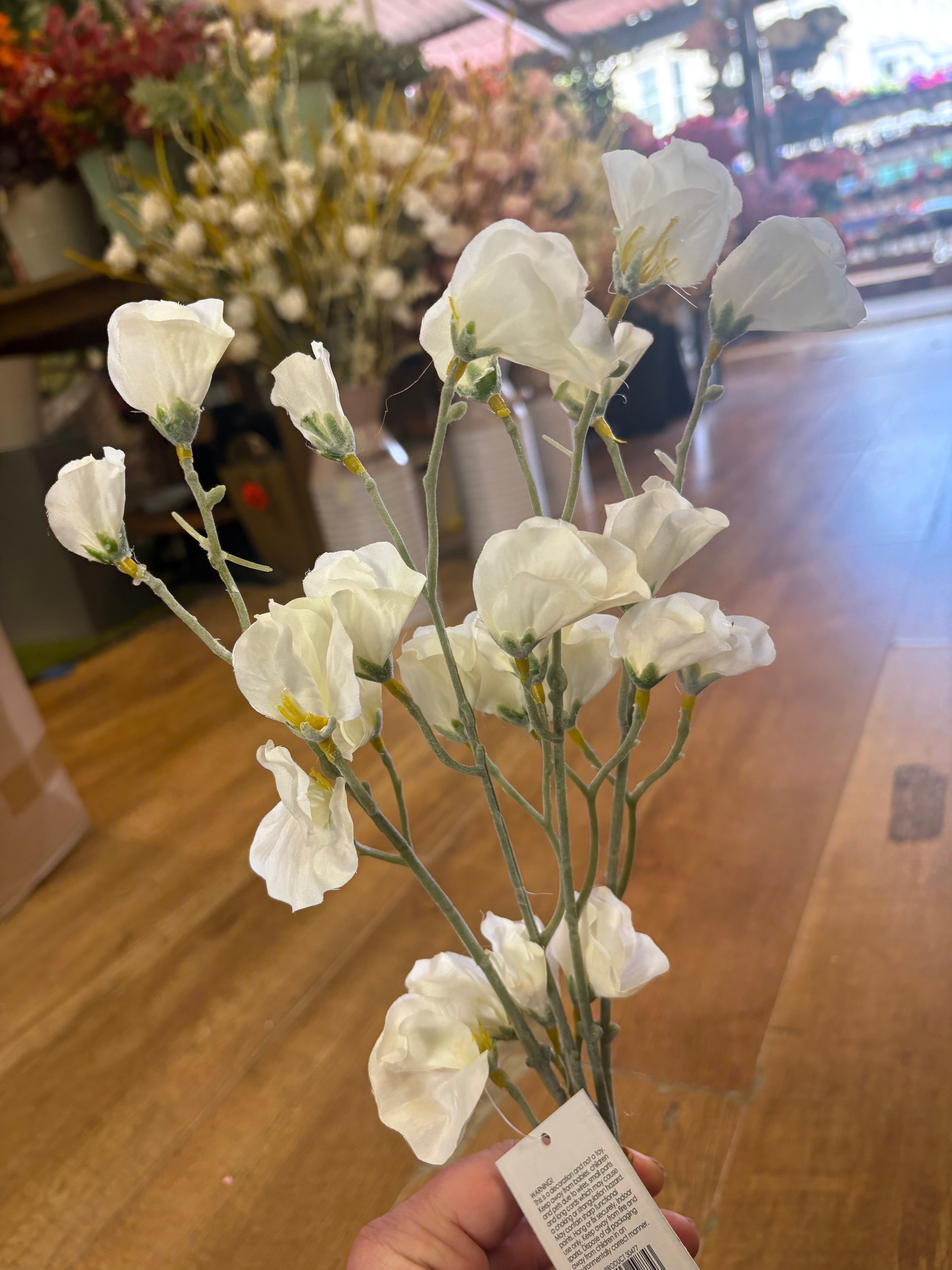 White sweet pea bundle