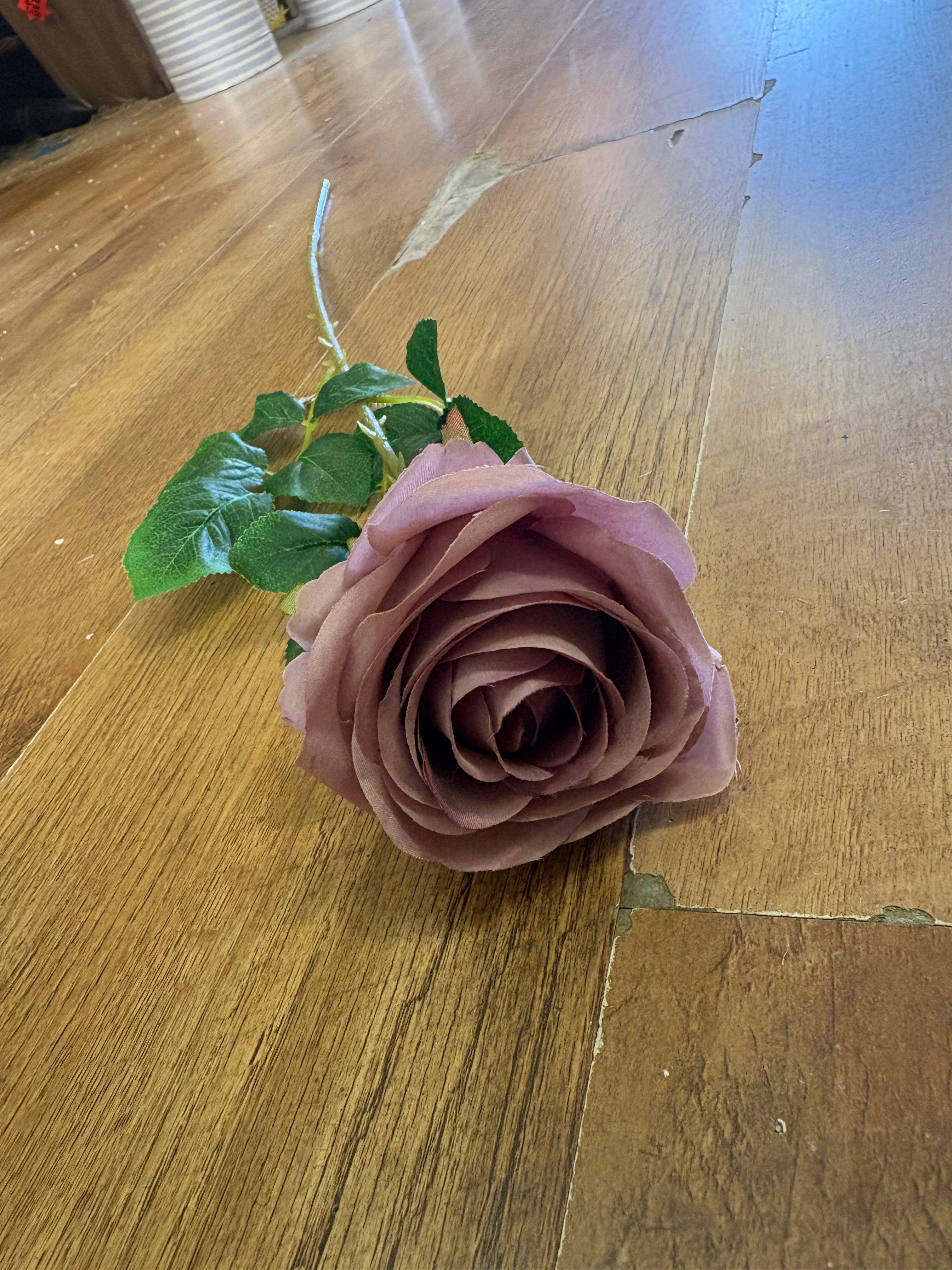 Vintage mauve single harper rose