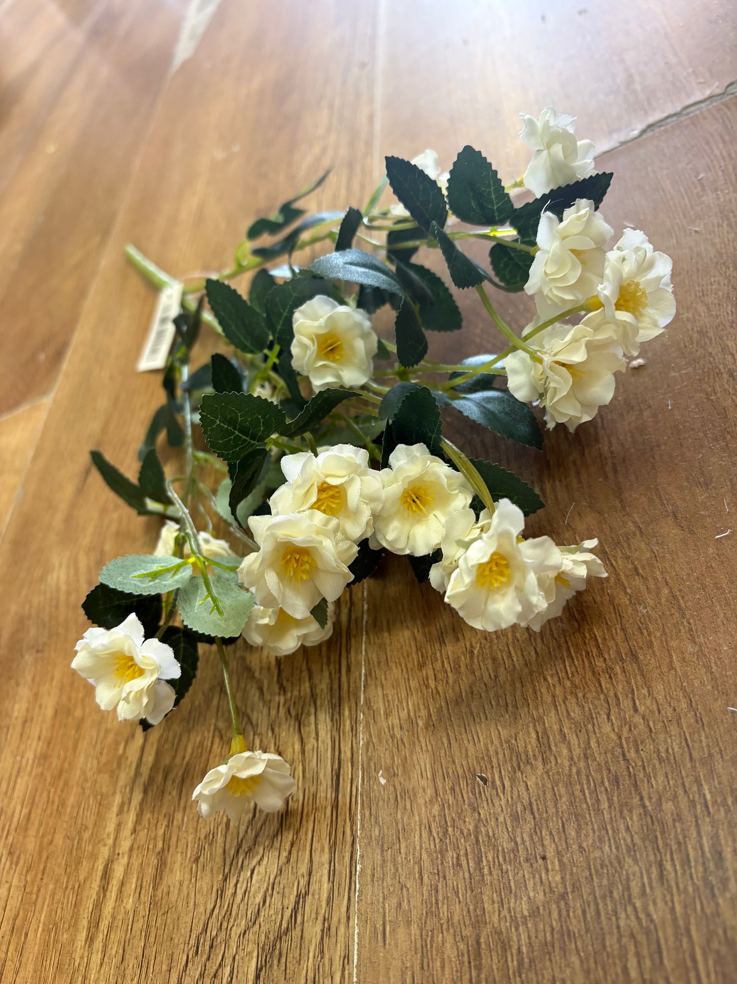 Ivory ruffled buttercup bunch