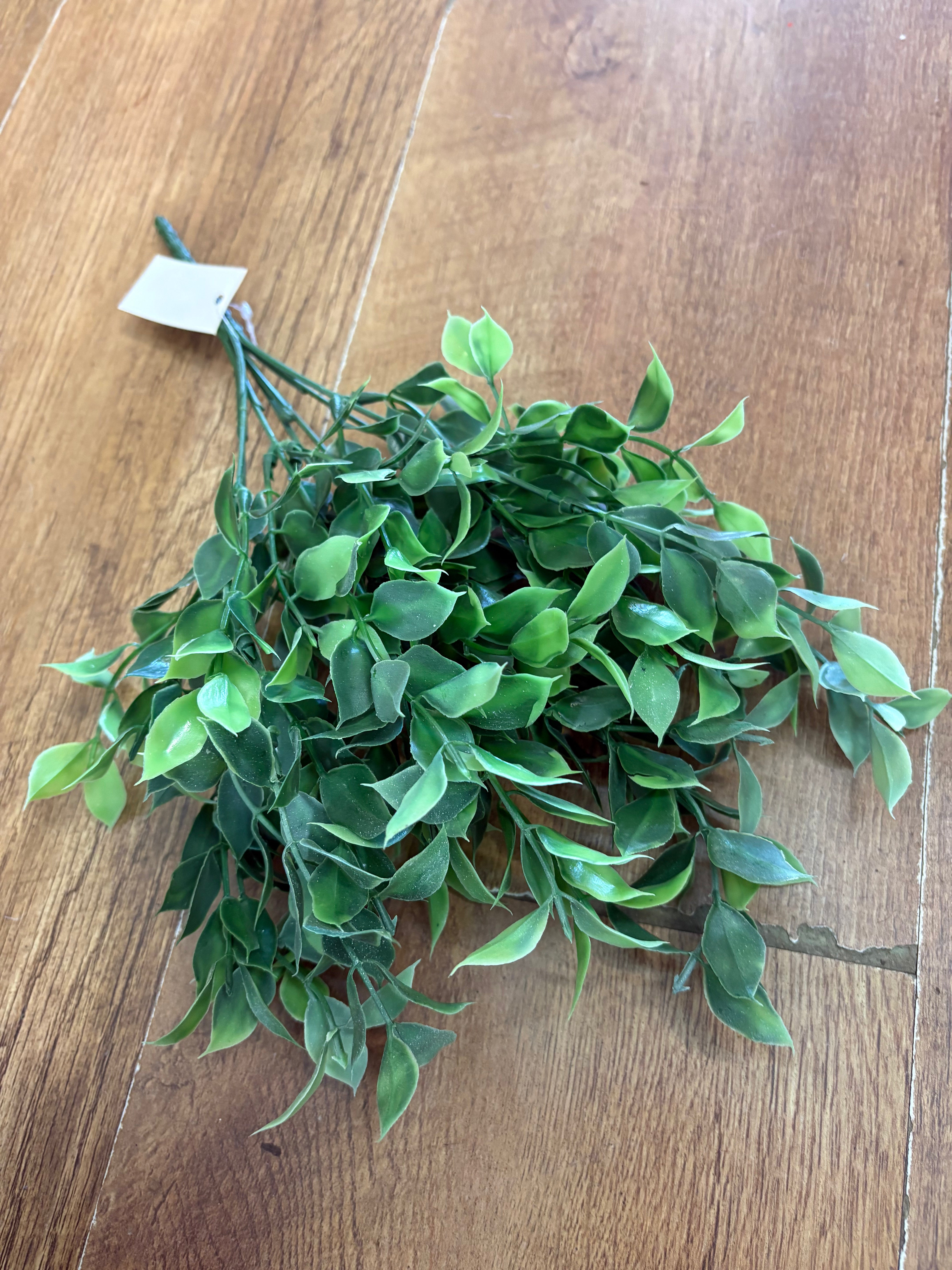 Two tone foliage bunch