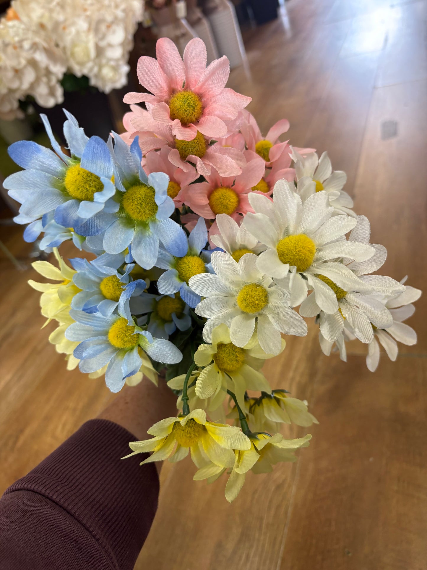 Pastel marguarite bunch