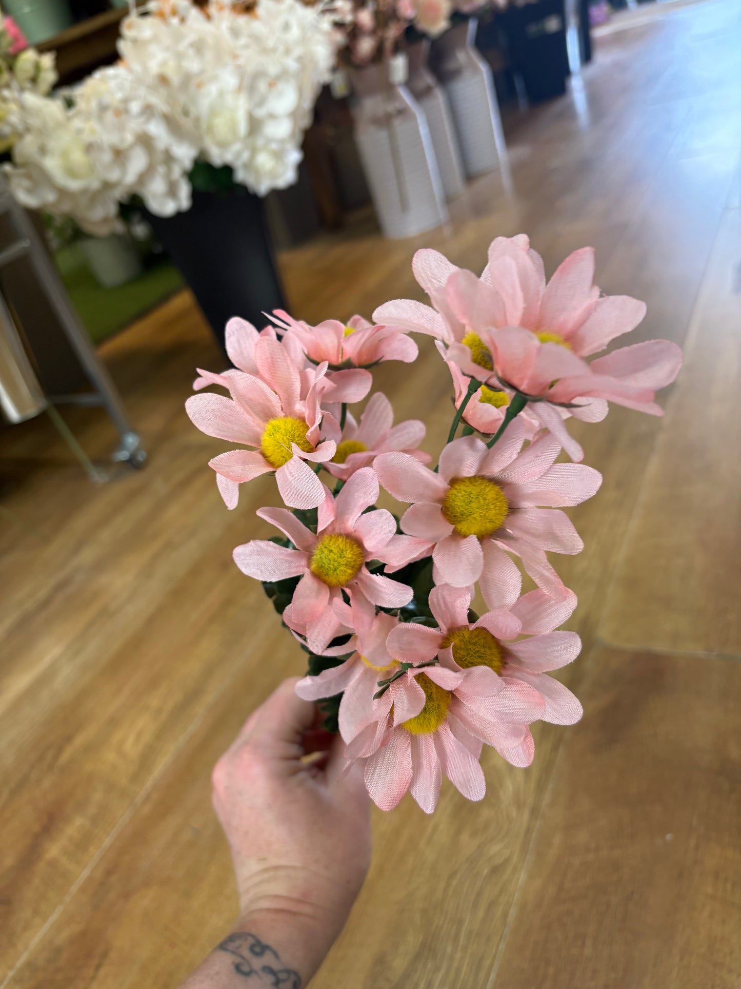 Pastel marguarite bunch