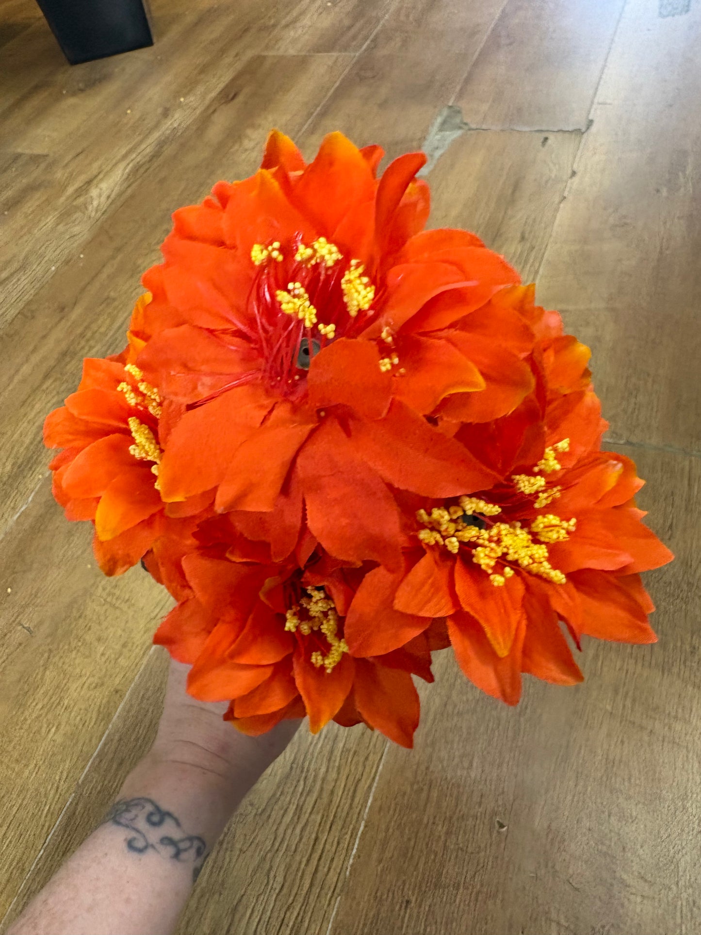 Carnival zinnia bunch - 4 colours available