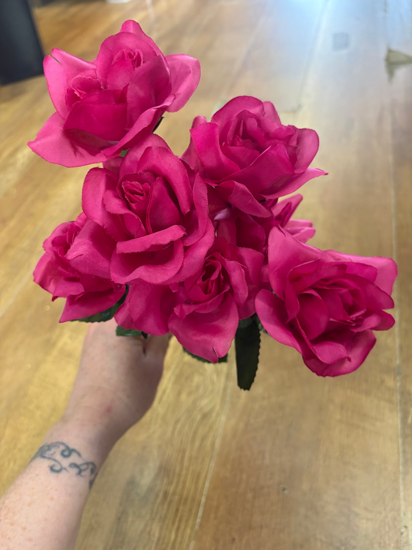 Carnival rose bunch - 3 colours available