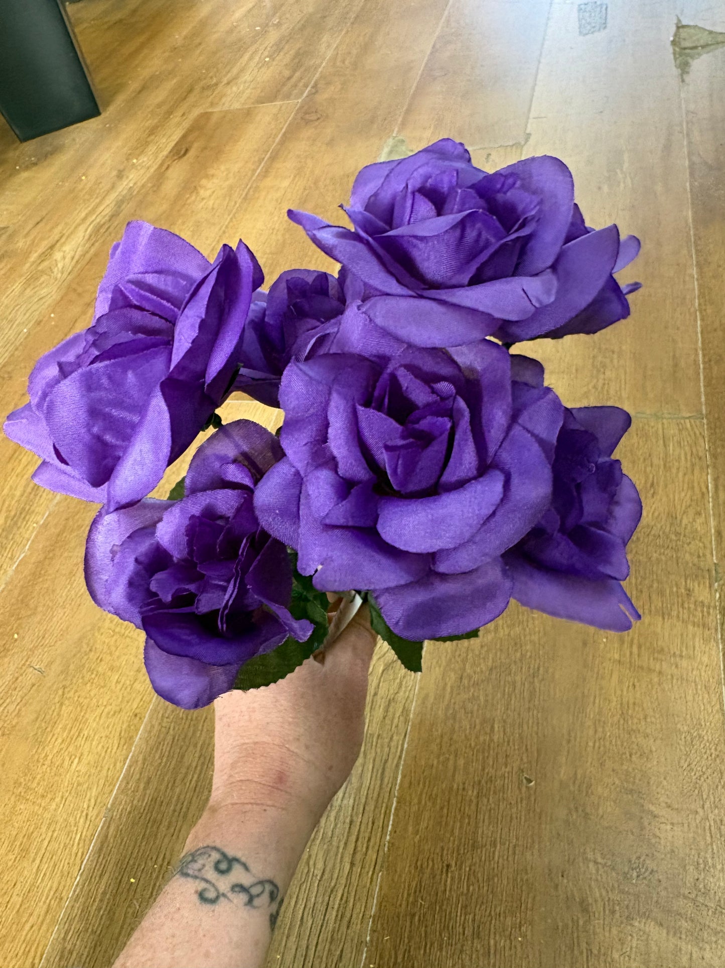 Carnival rose bunch - 3 colours available