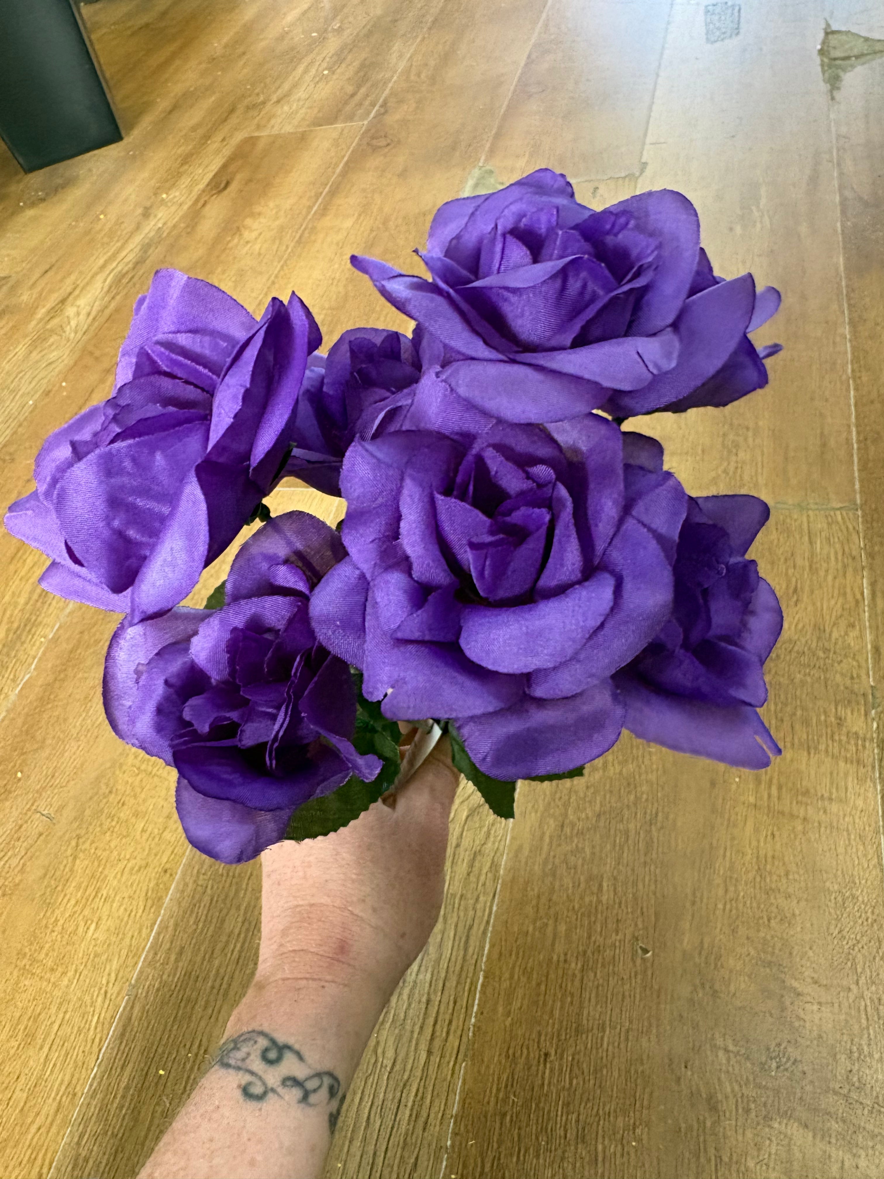 Carnival rose bunch - 3 colours available