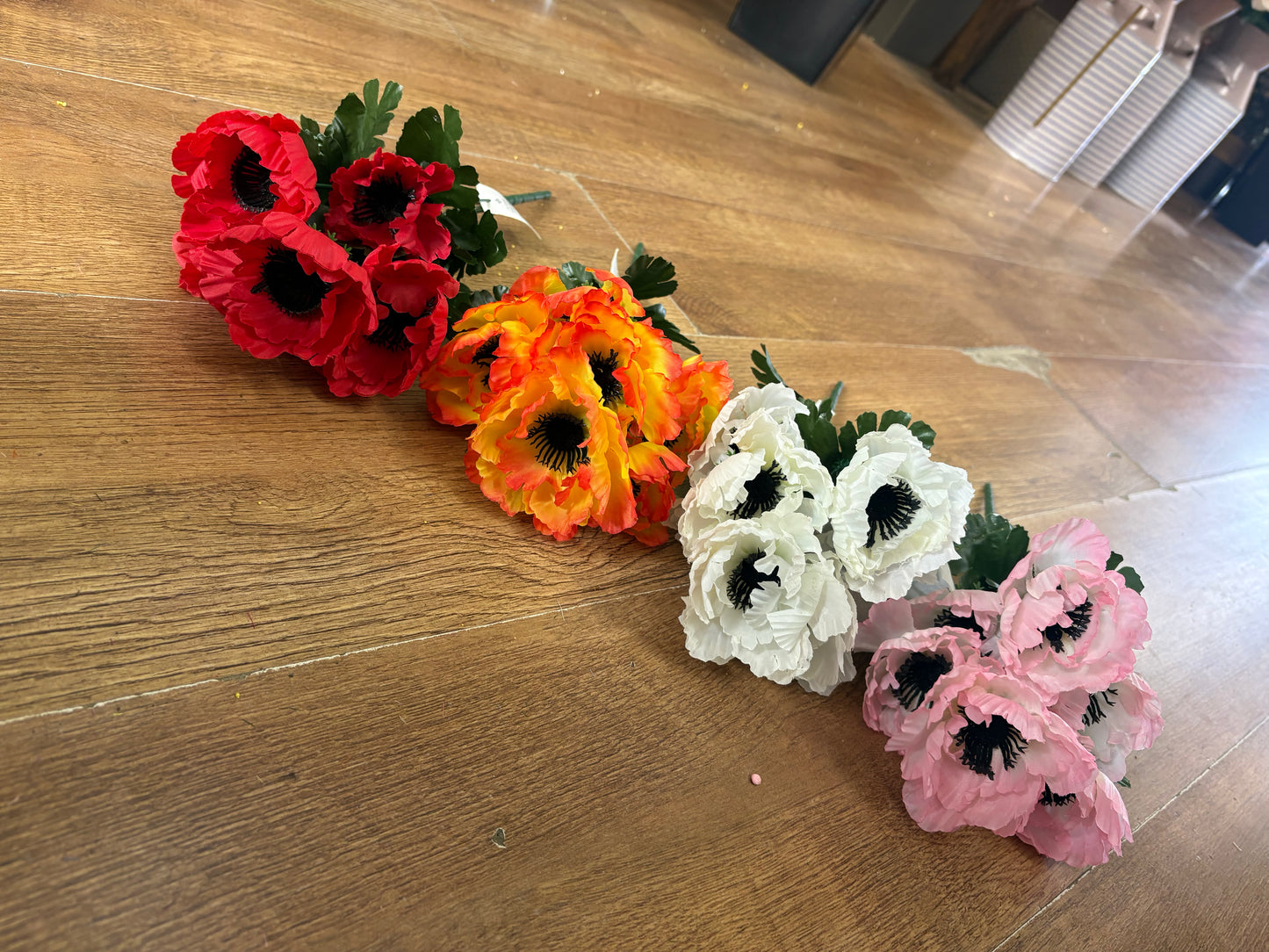 Poppy bush - 4 colours available