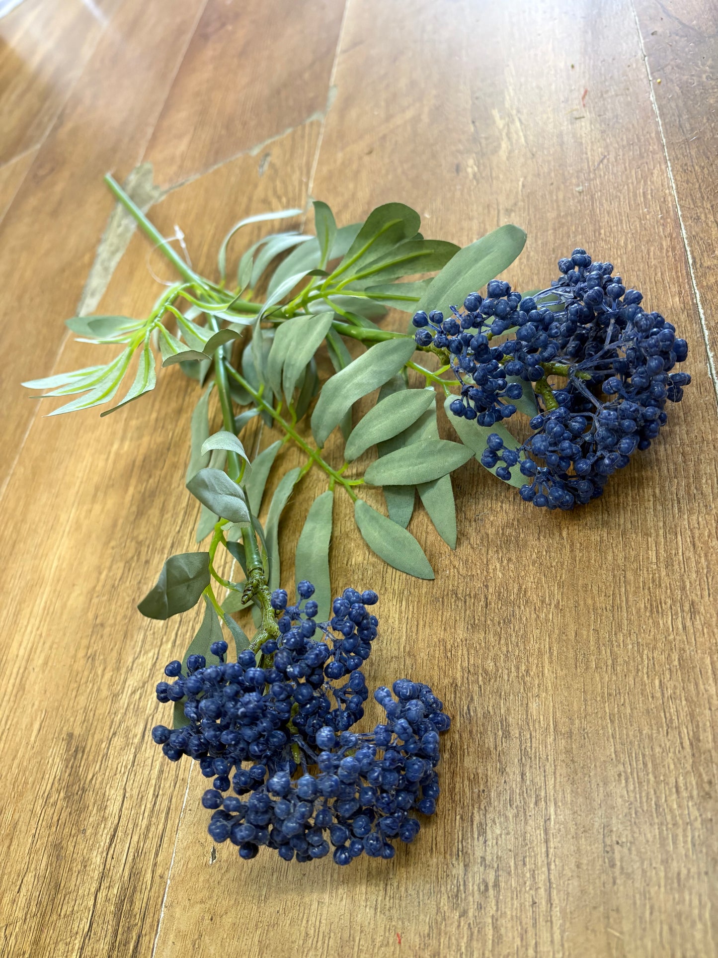 62cm tall blue premium elderberry spray