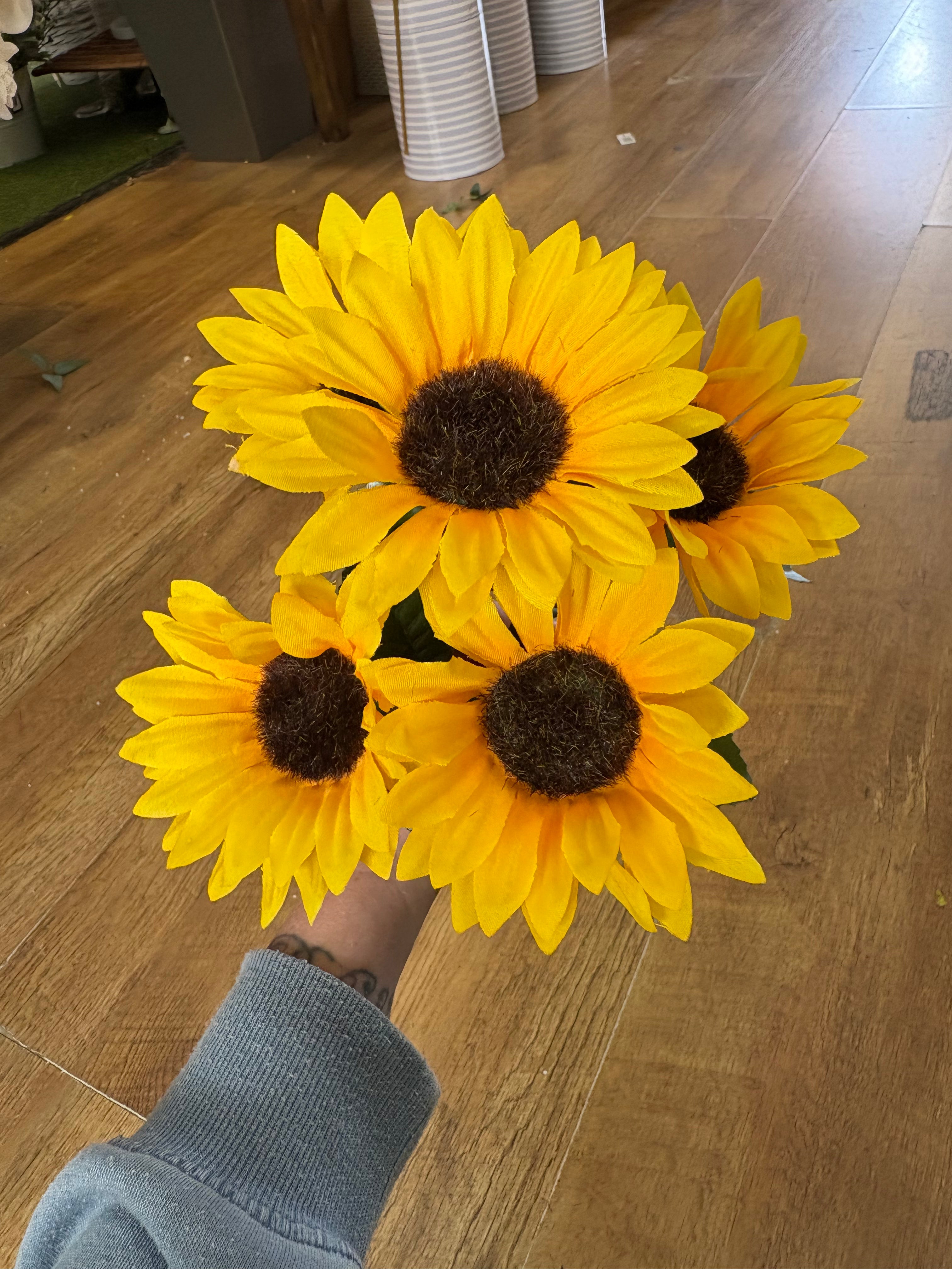 5 head sunflower bunch