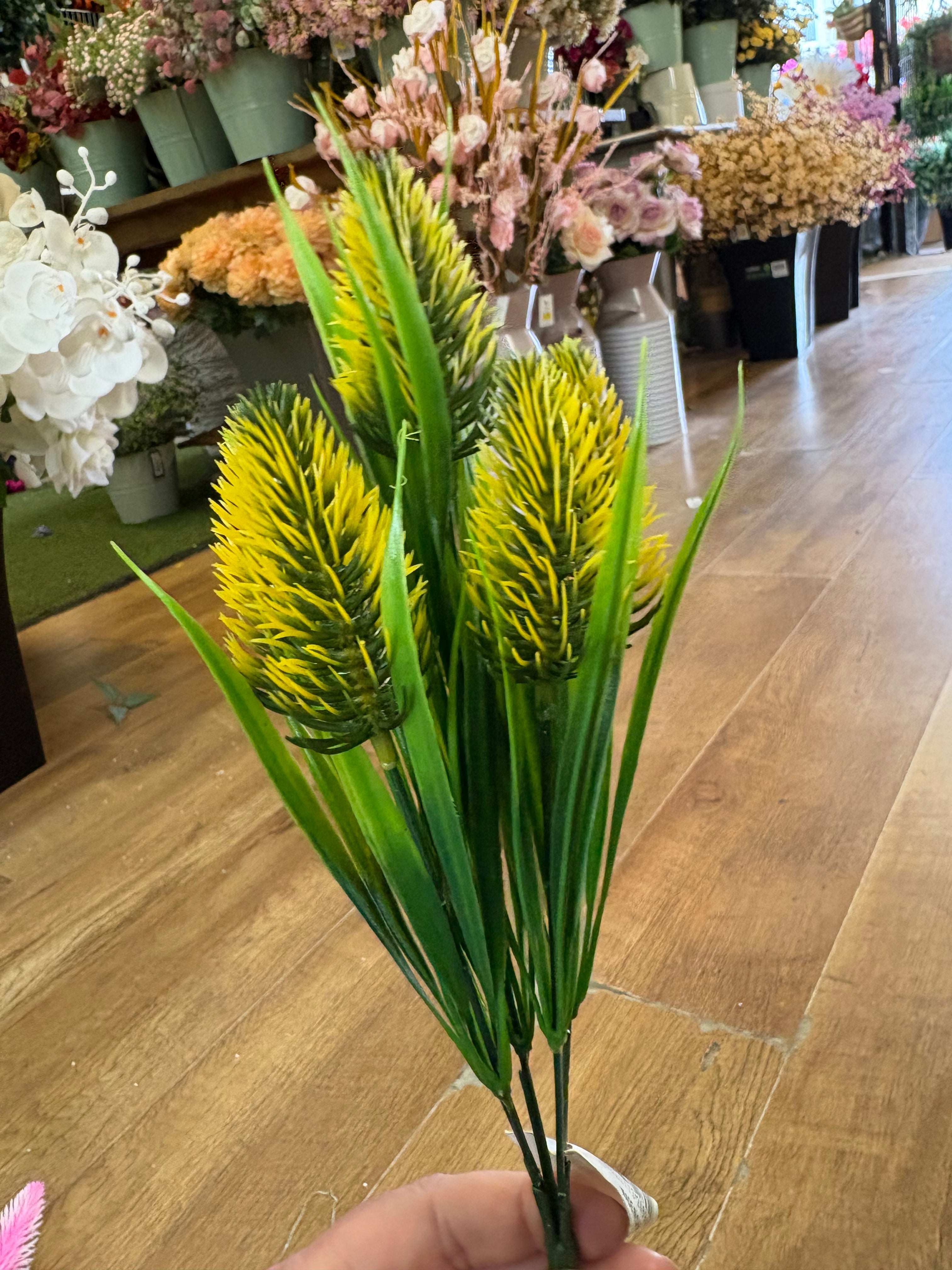 Plastic foxtail bush - 4 colours available
