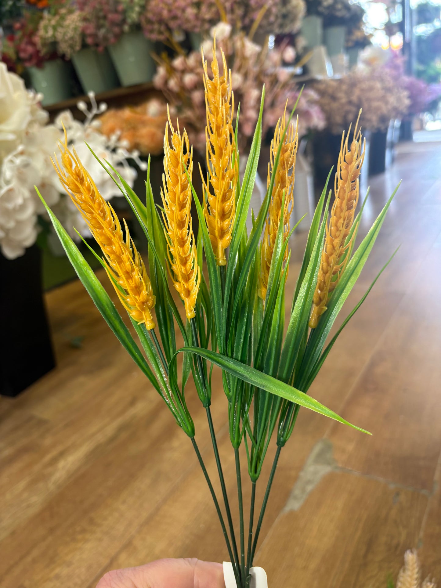 Plastic corn bunch - 3 colours available