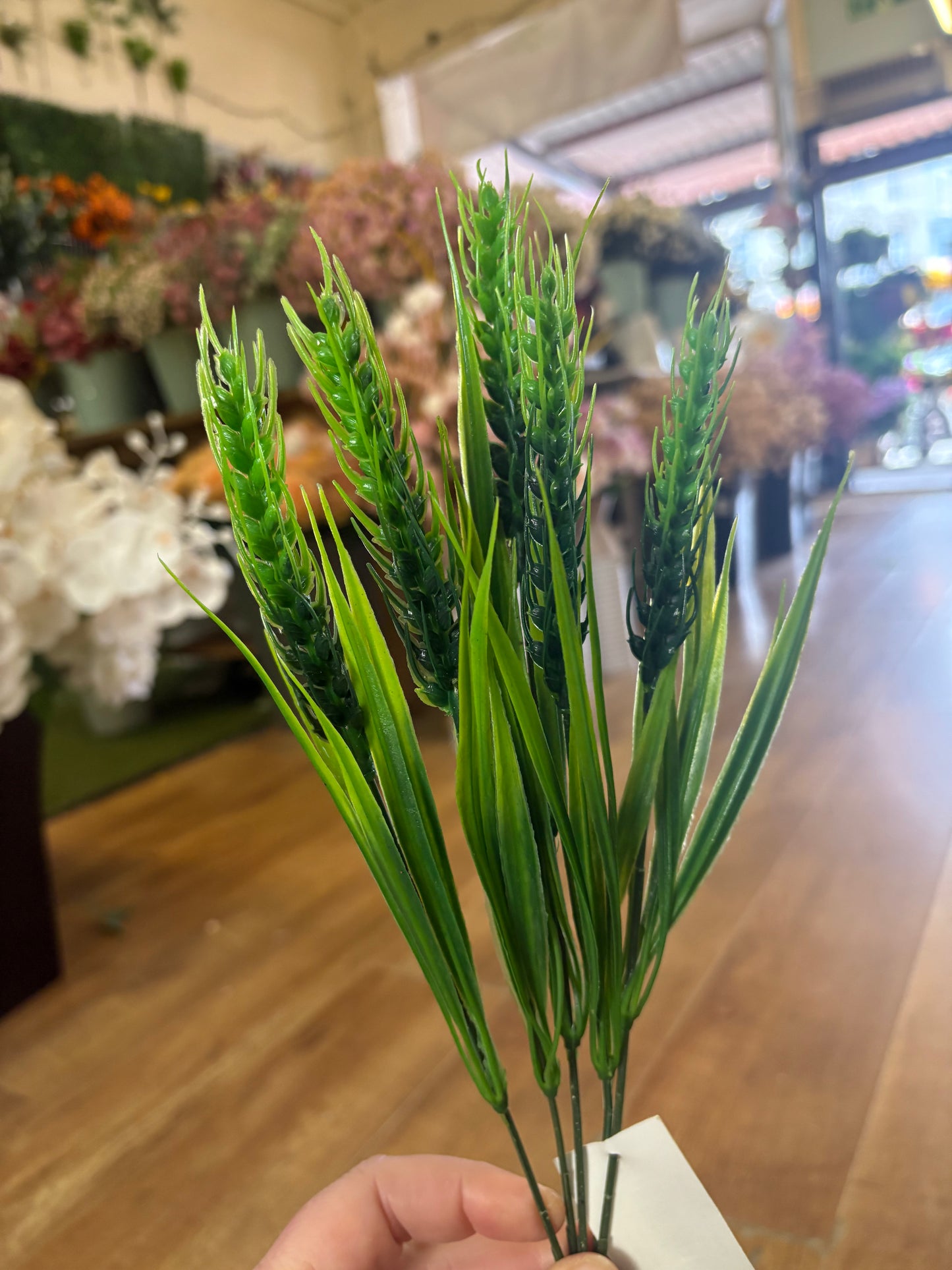 Plastic corn bunch - 3 colours available