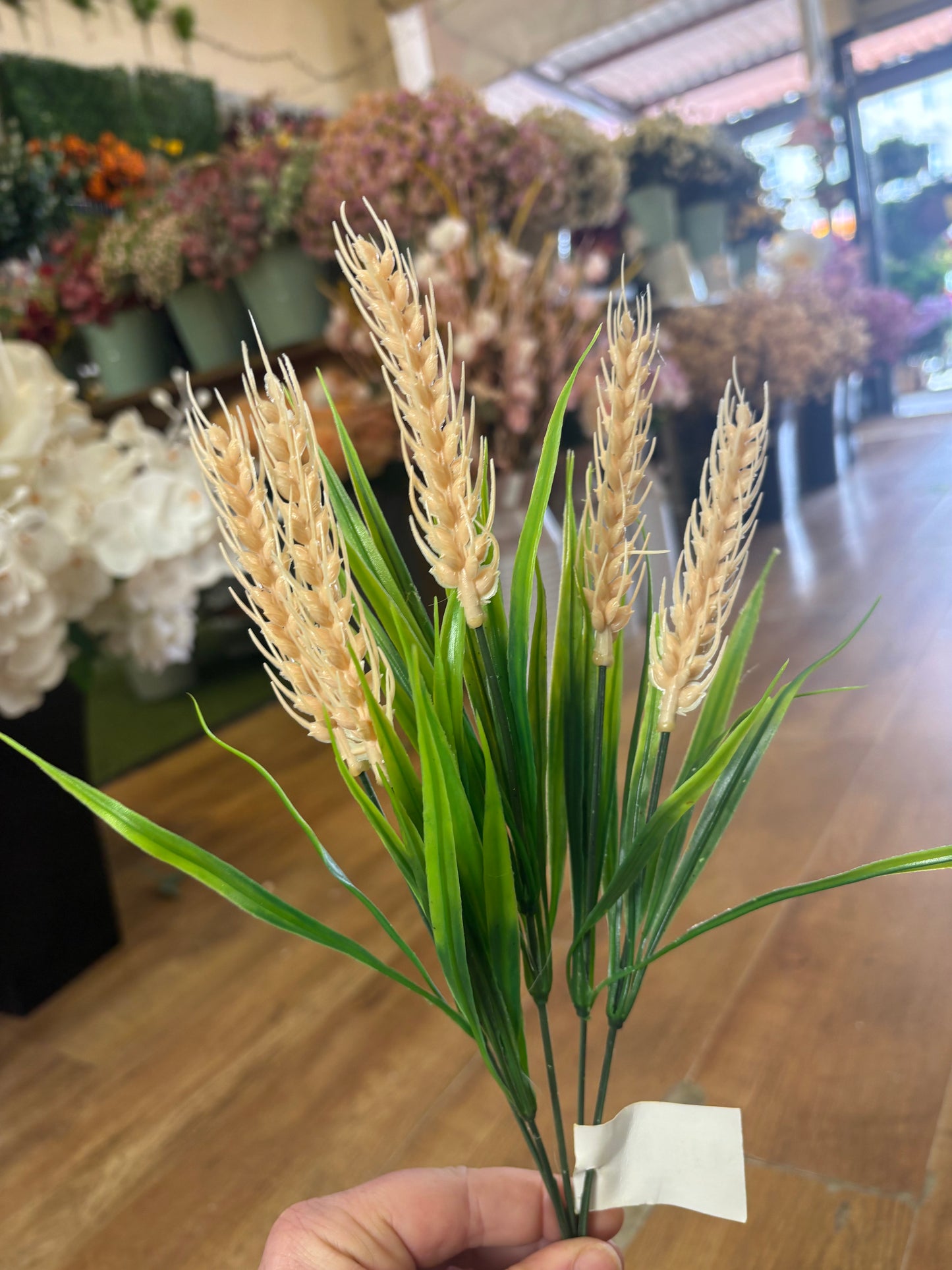 Plastic corn bunch - 3 colours available