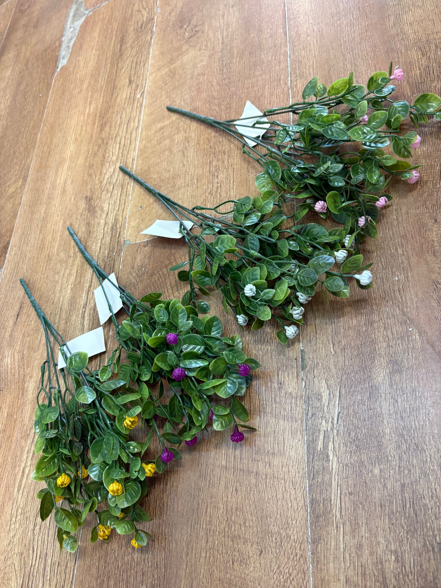 Plastic bud bush - 4 colours available