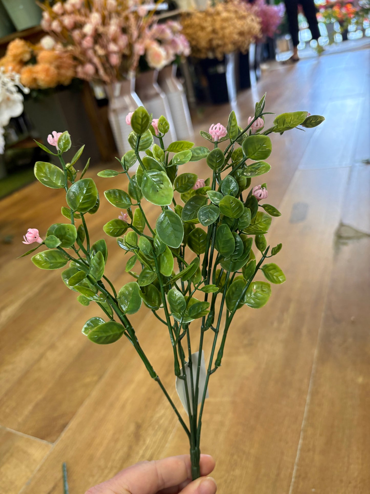 Plastic bud bush - 4 colours available