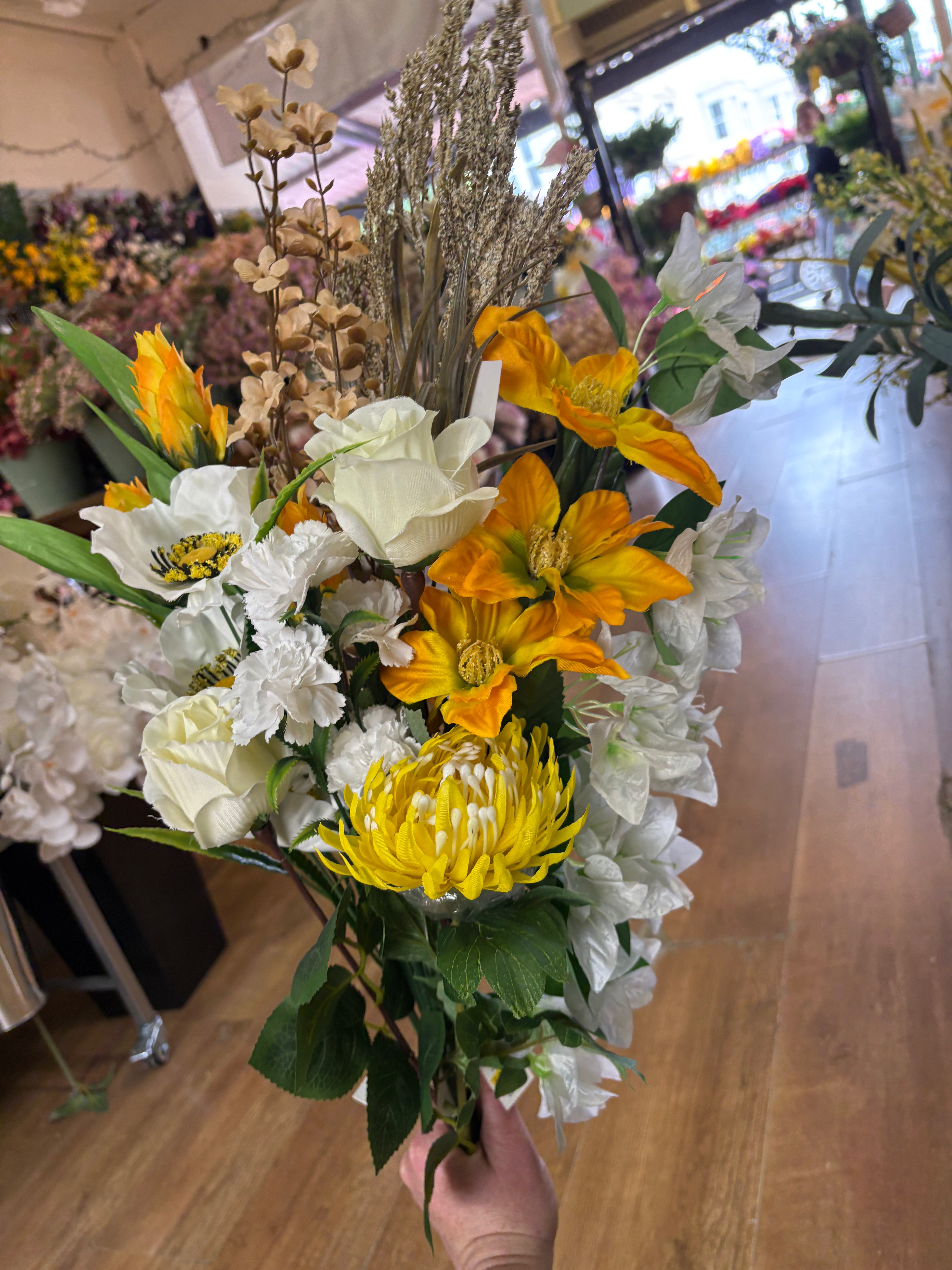 Clearance long stem 9 - 10 mixed stems