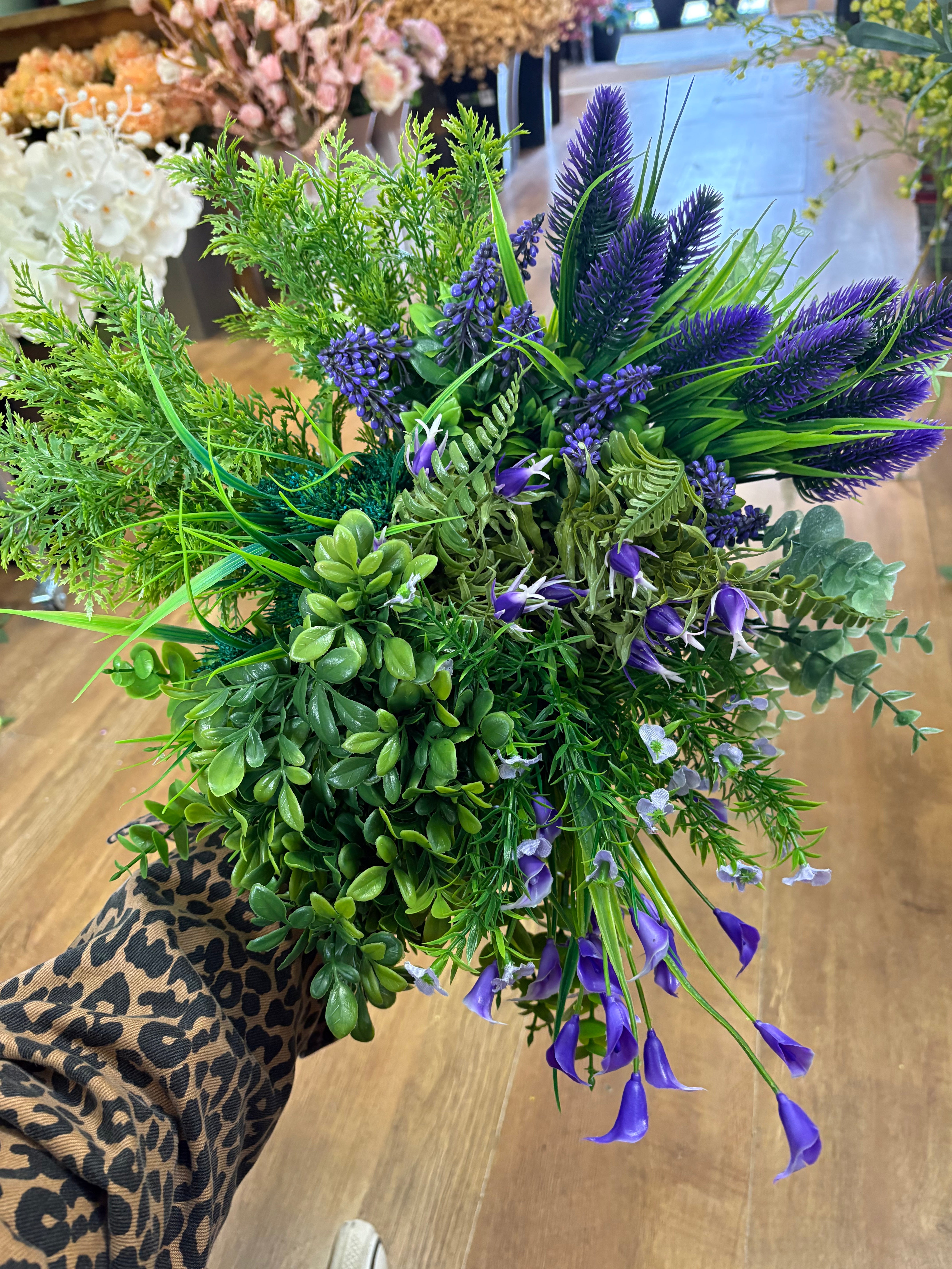 Greenery 9 - 20 mixed bunches