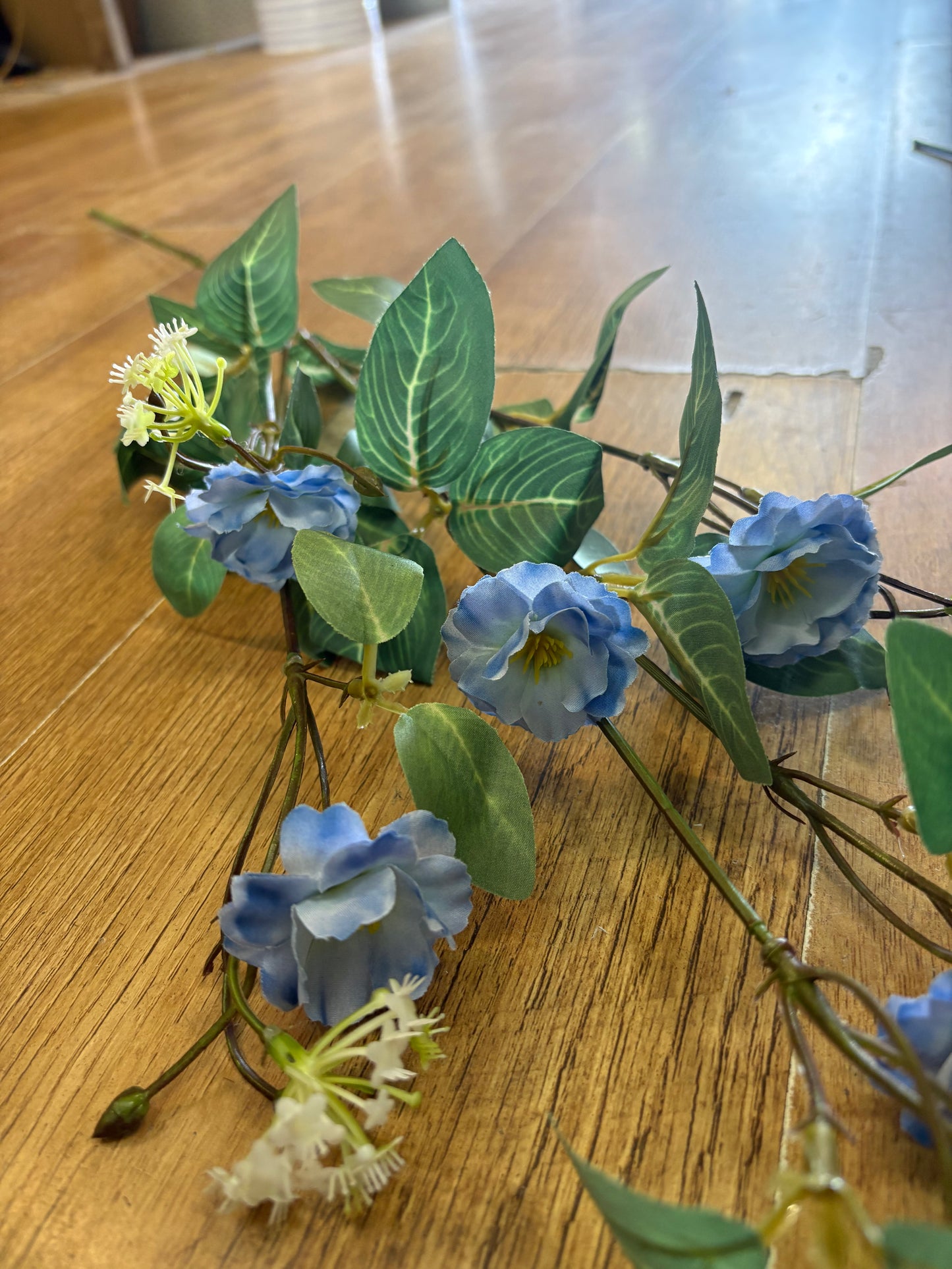 85cm tall blue Marina spray