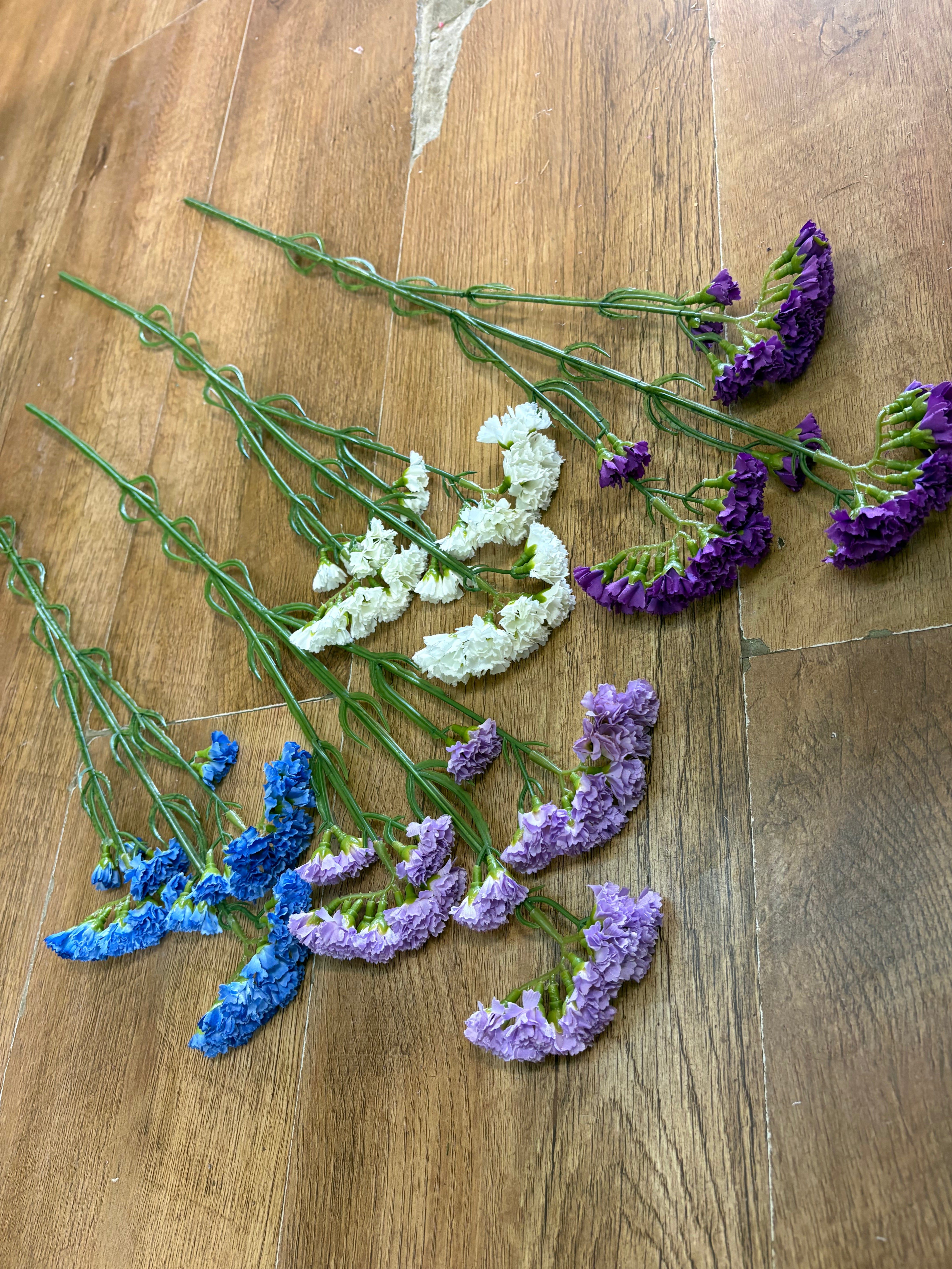 62cm Statice spray - 4 colours available