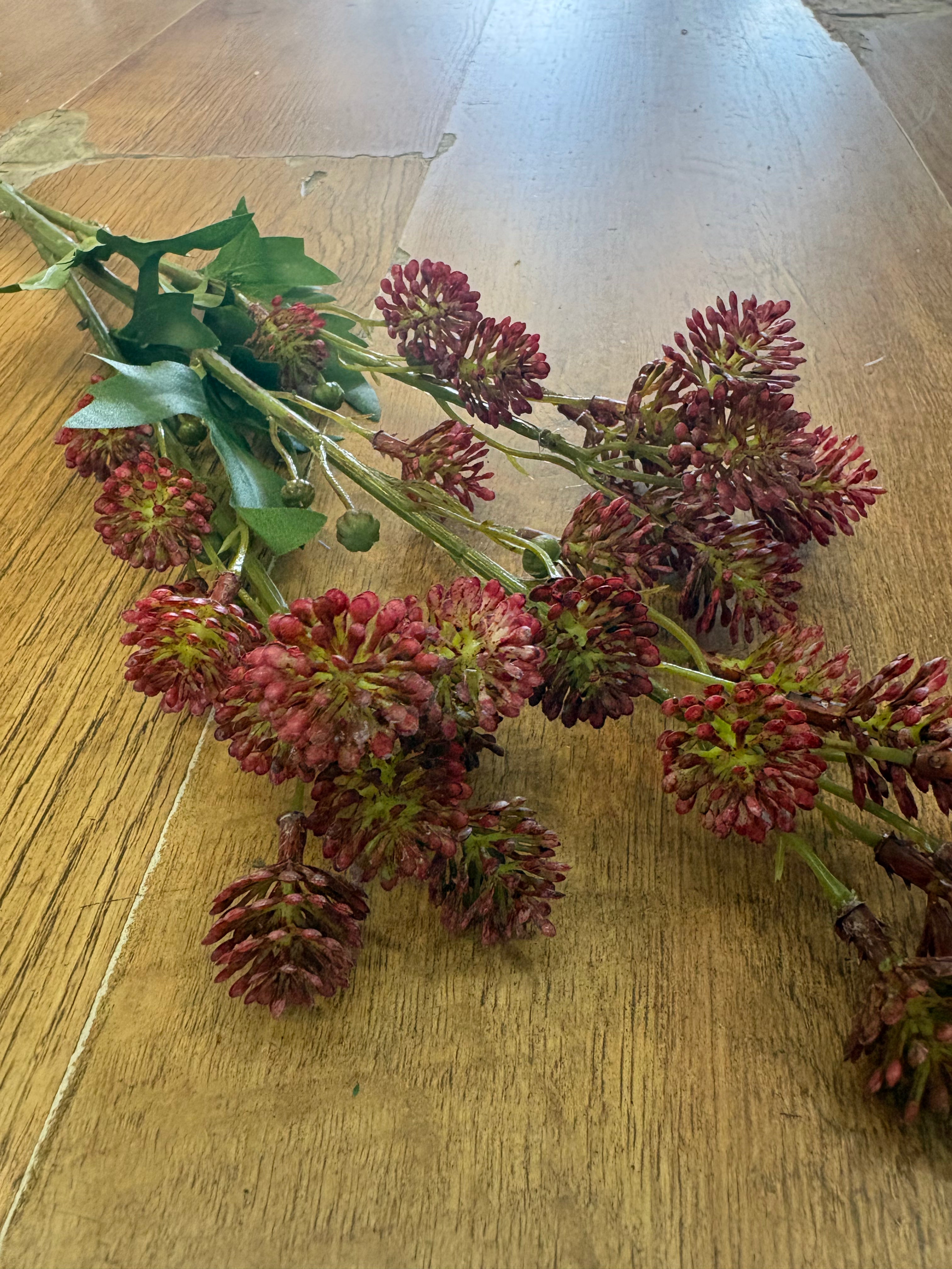 84cm tall wine fire bud spray (buds 2cm)