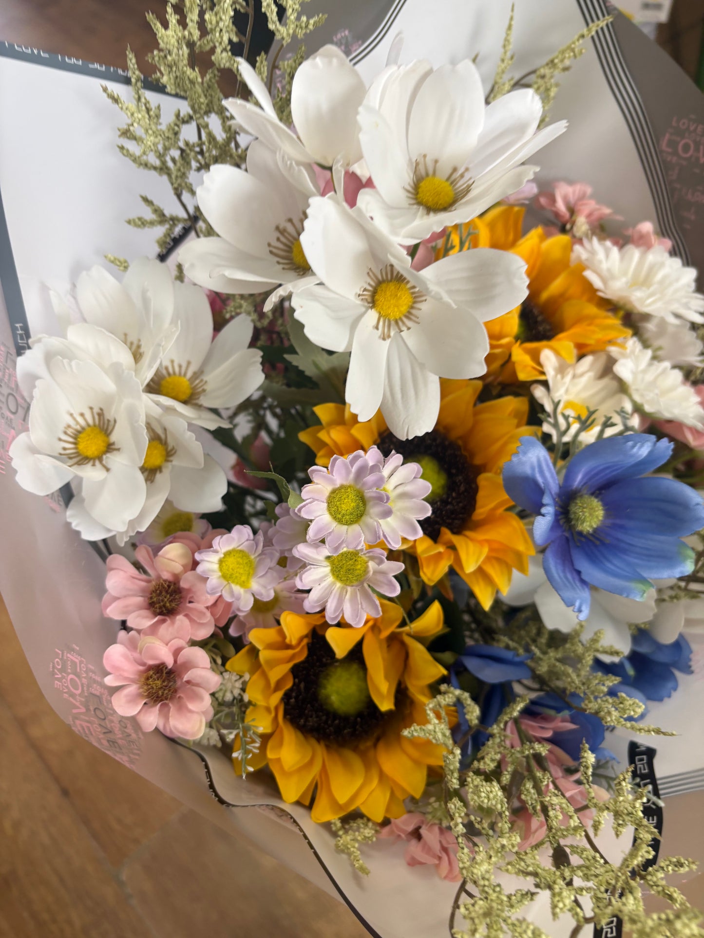 Premium open top bouquet - wildflower mix