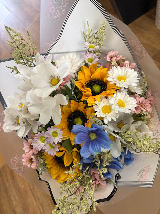 Premium open top bouquet - wildflower mix