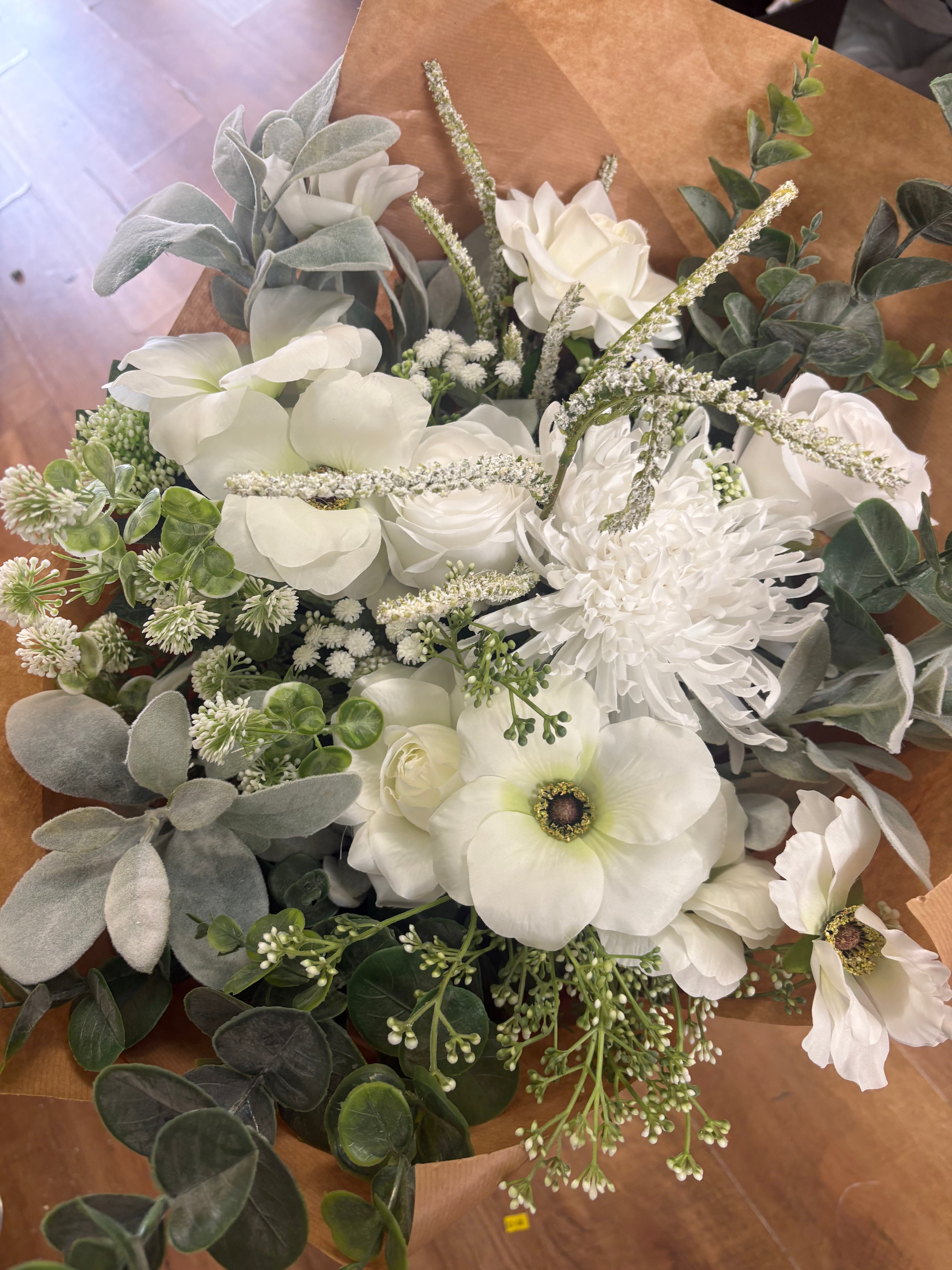 Large Luxury bouquet - white/ivory