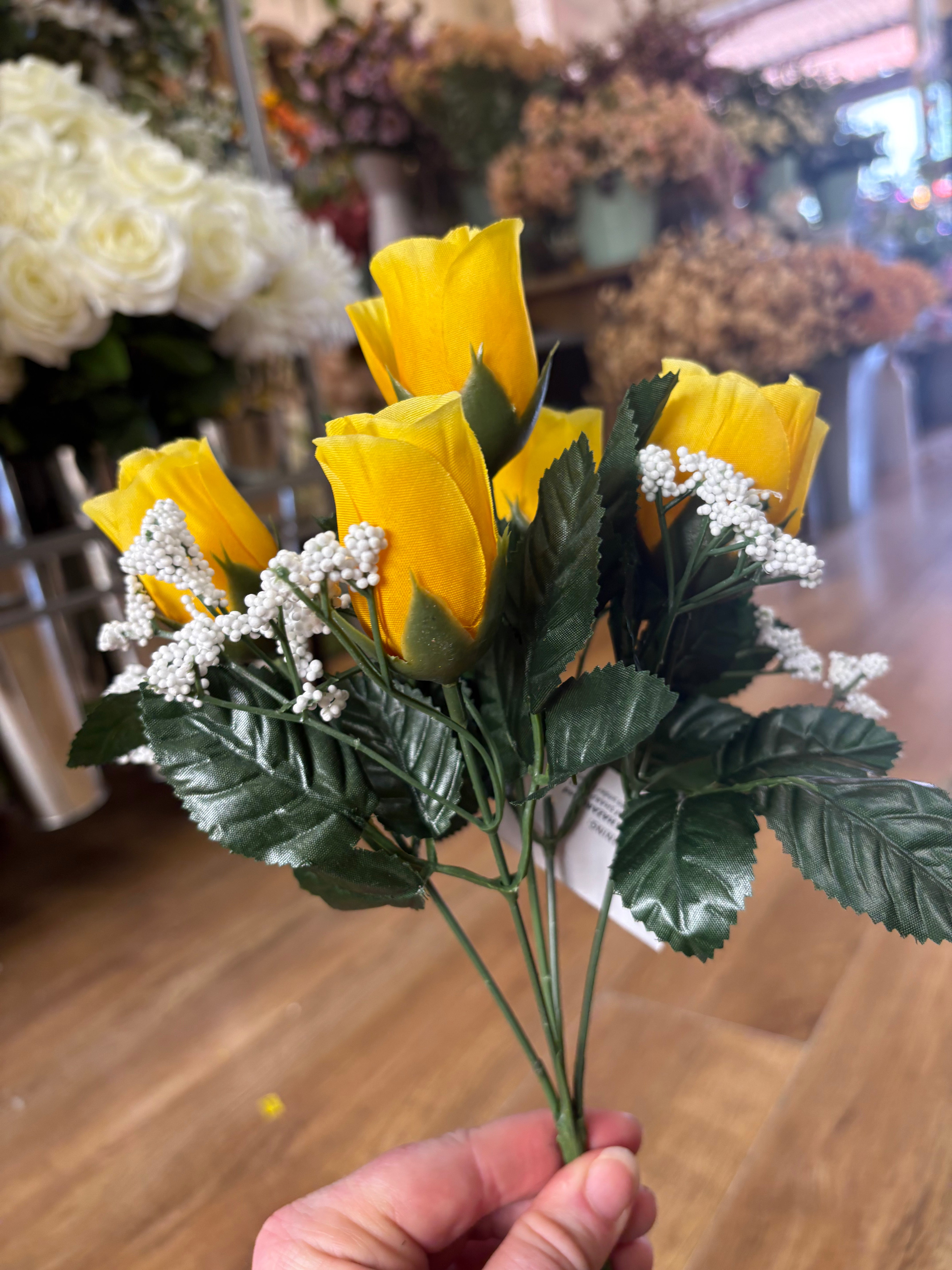 Rosebud and gypsophila bunch - 6 colours available