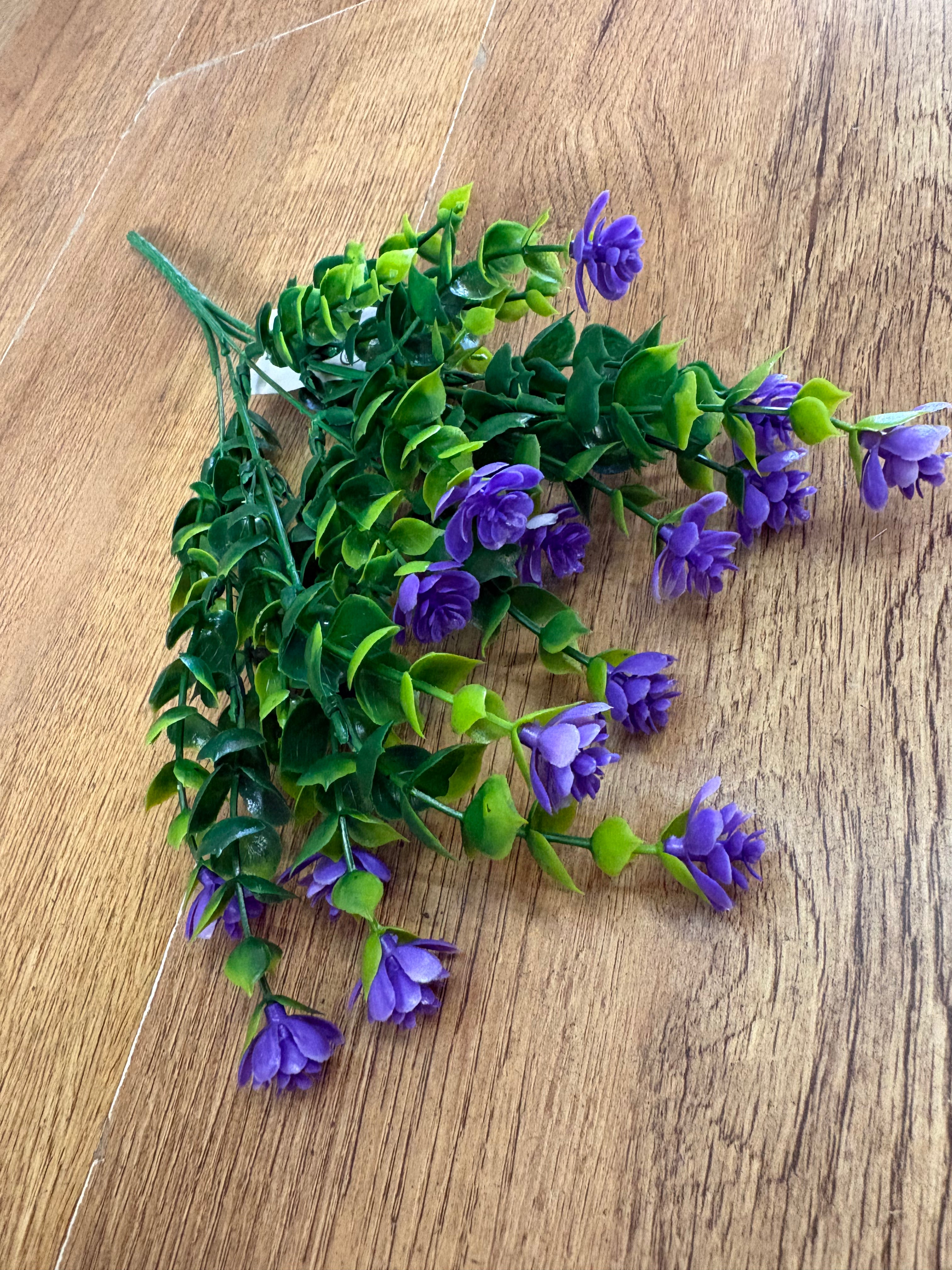 Plastic flowering greenery bunch - 6 colours available