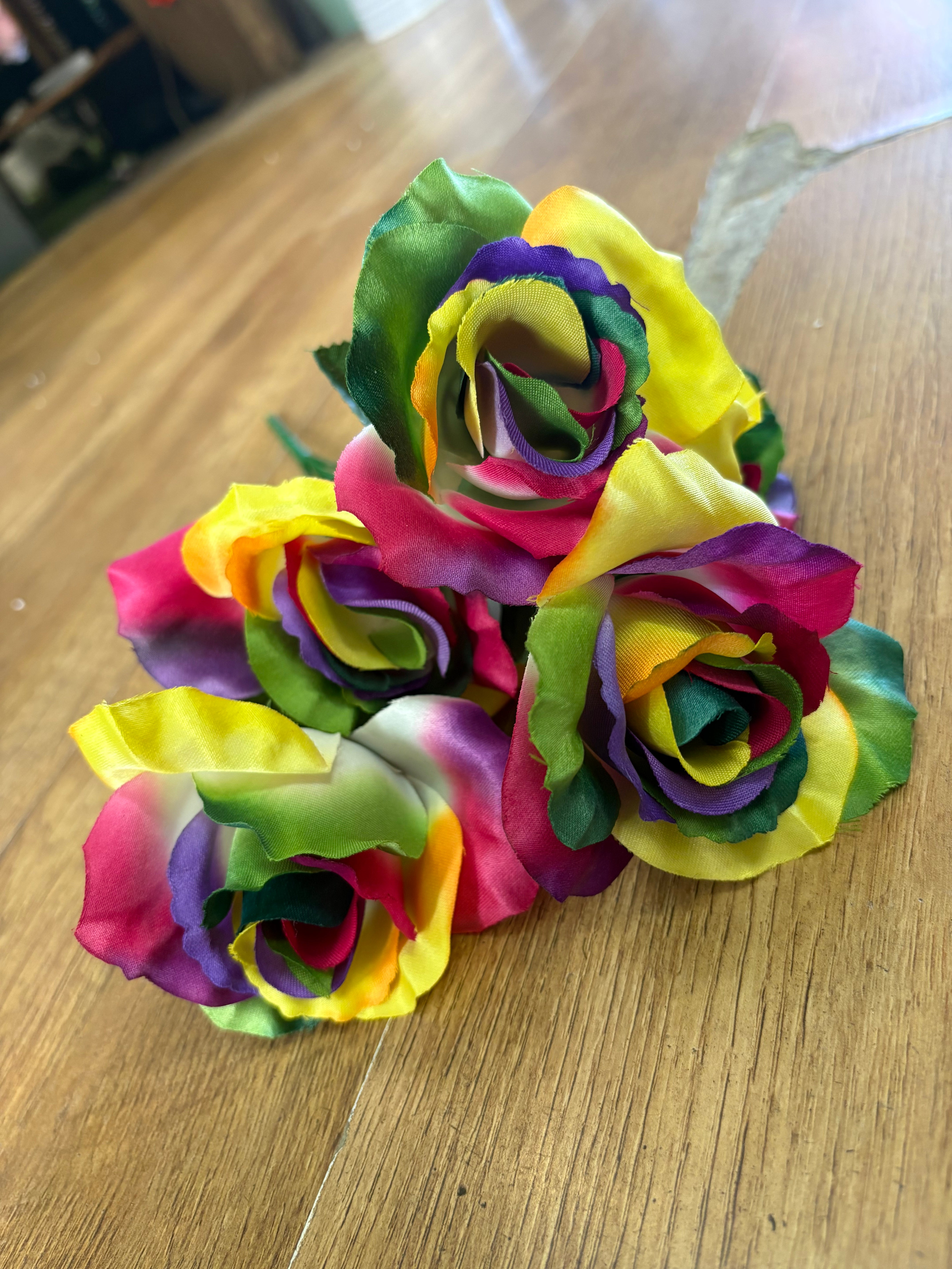 5 headed rainbow rose bunch
