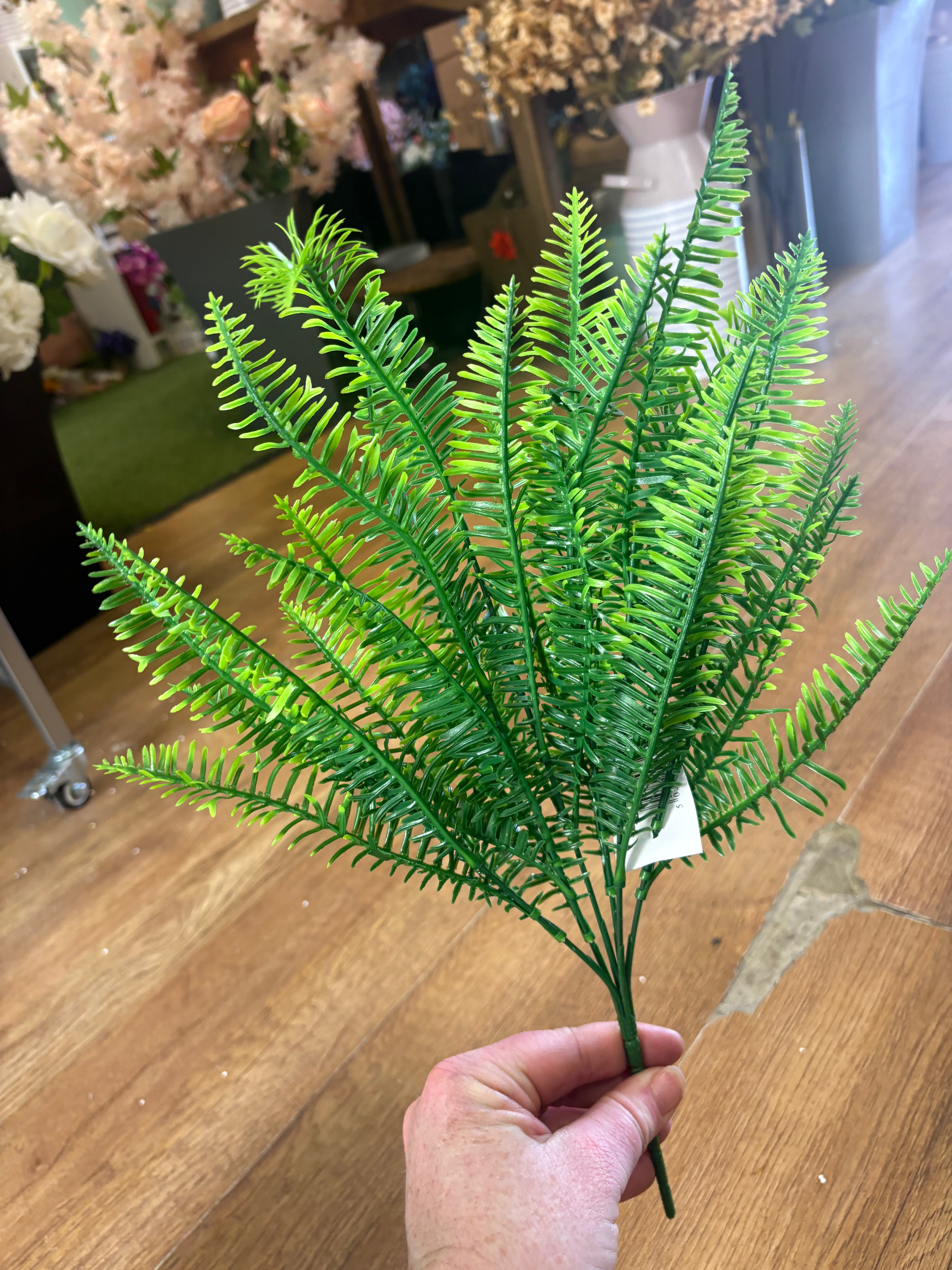 Plastic fern bunch
