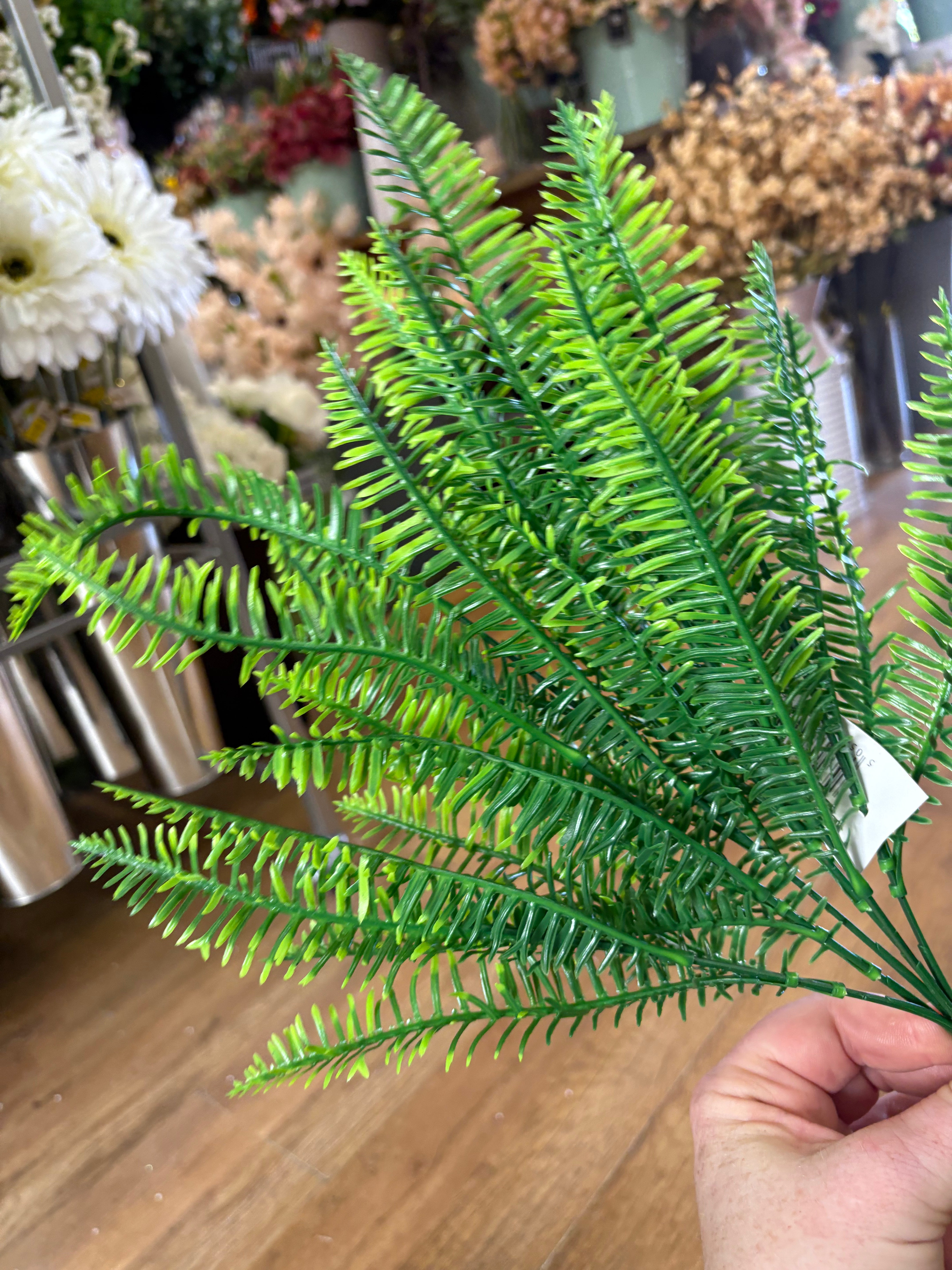 Plastic fern bunch