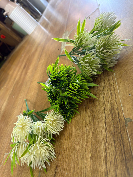 Plastic allium bunch - 3 colours available